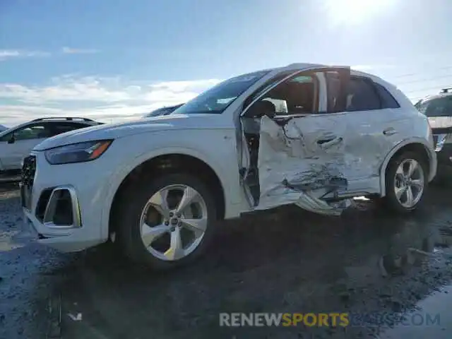 1 Photograph of a damaged car WA1EAAFY4P2196409 AUDI Q5 2023