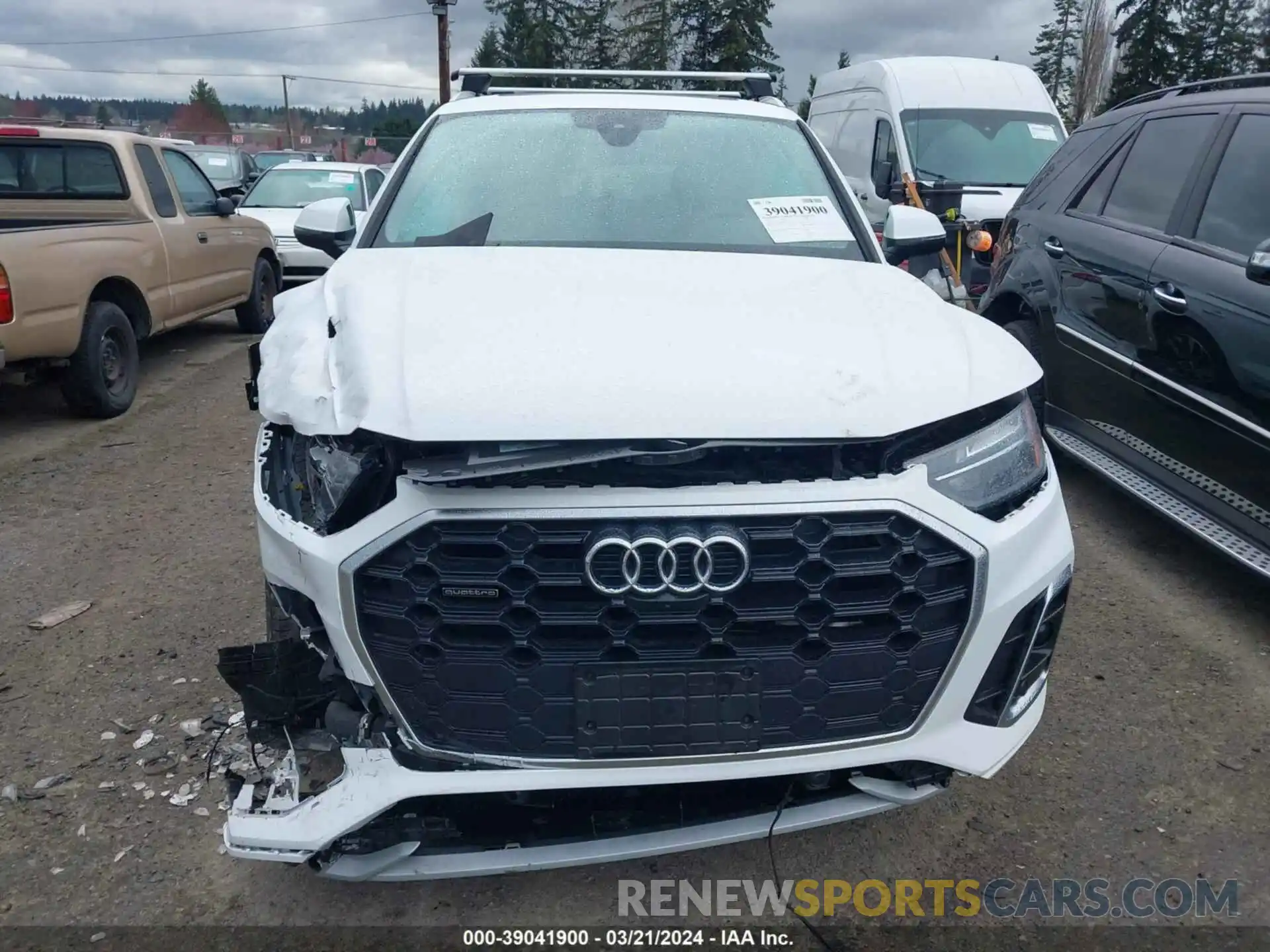 13 Photograph of a damaged car WA1EAAFY5P2099655 AUDI Q5 2023