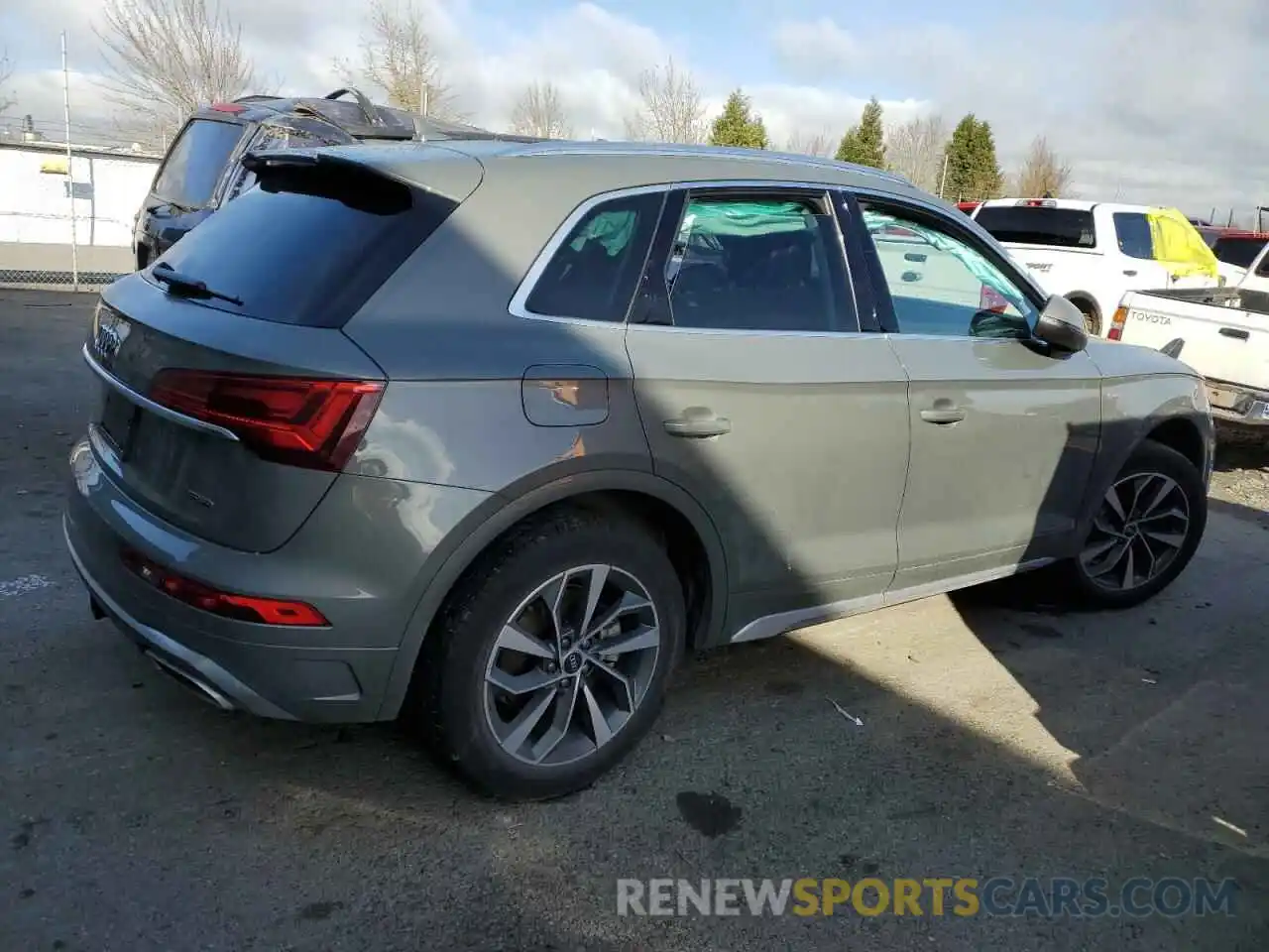 3 Photograph of a damaged car WA1EAAFY7P2036198 AUDI Q5 2023