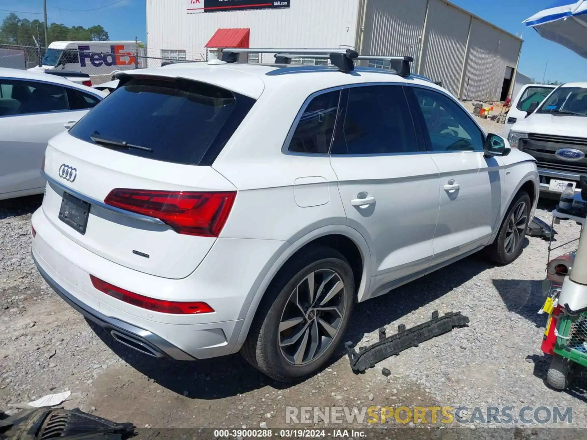 4 Photograph of a damaged car WA1EAAFY8P2057240 AUDI Q5 2023