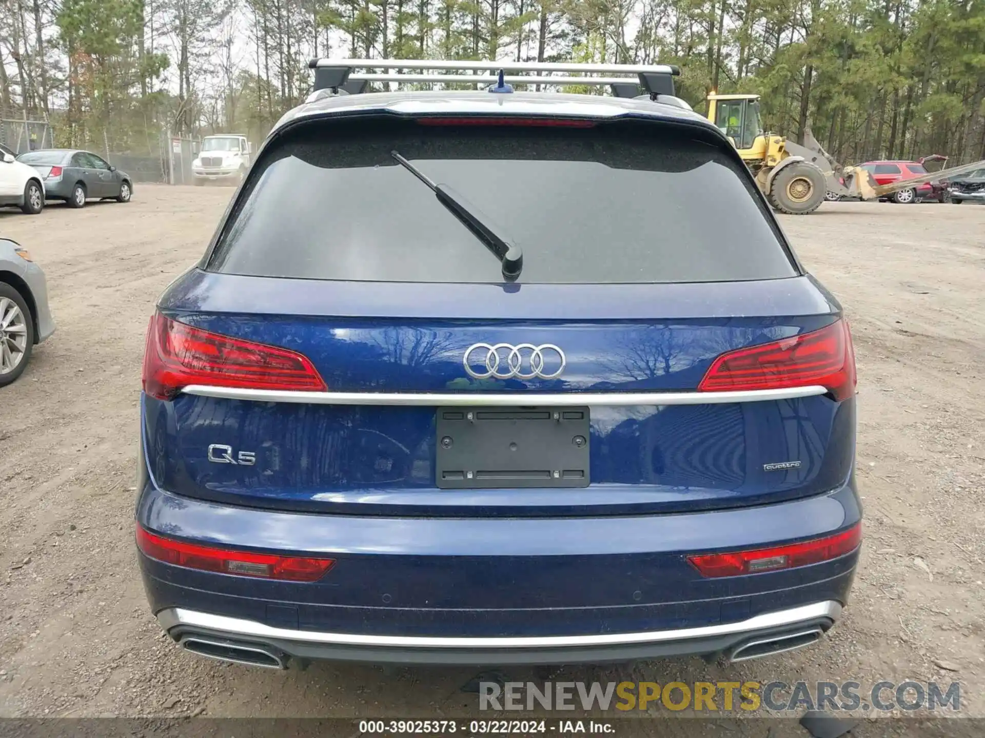 15 Photograph of a damaged car WA1EAAFYXP2059281 AUDI Q5 2023