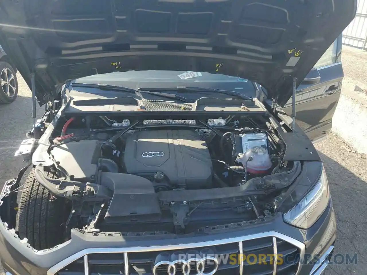 12 Фотография поврежденного автомобиля WA1ABAFY9R2015657 AUDI Q5 2024