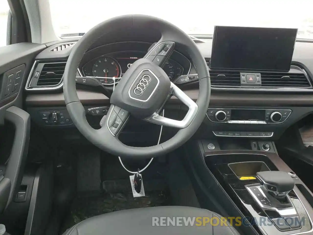 8 Фотография поврежденного автомобиля WA1ABAFY9R2015657 AUDI Q5 2024