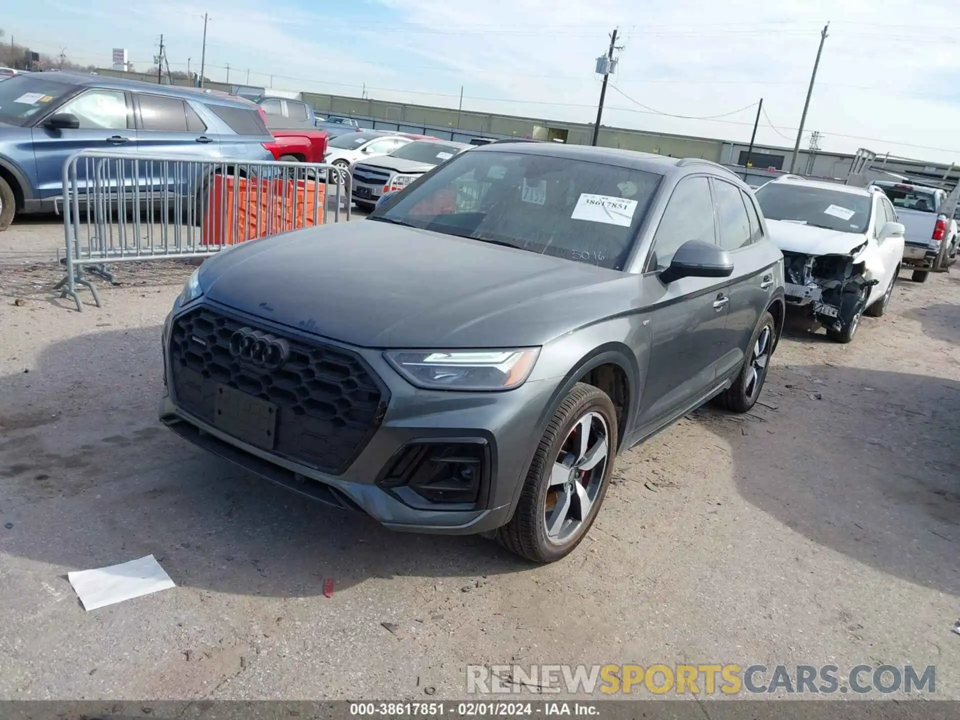 2 Фотография поврежденного автомобиля WA1EAAFY9R2015016 AUDI Q5 2024