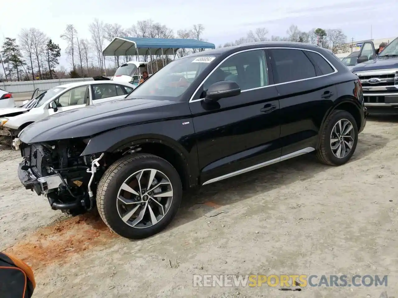 1 Photograph of a damaged car WA1EAAFY9R2047318 AUDI Q5 2024