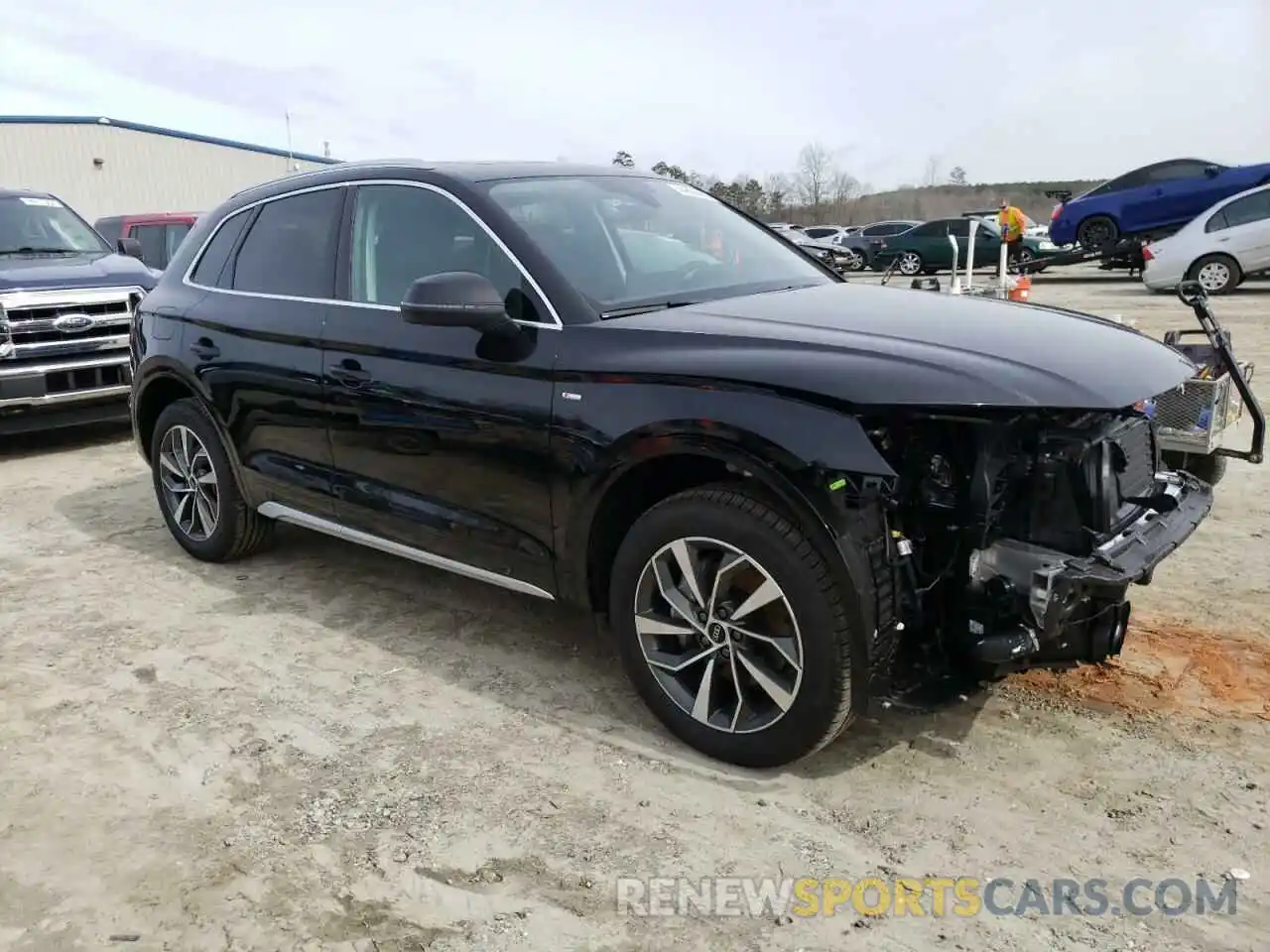 4 Photograph of a damaged car WA1EAAFY9R2047318 AUDI Q5 2024