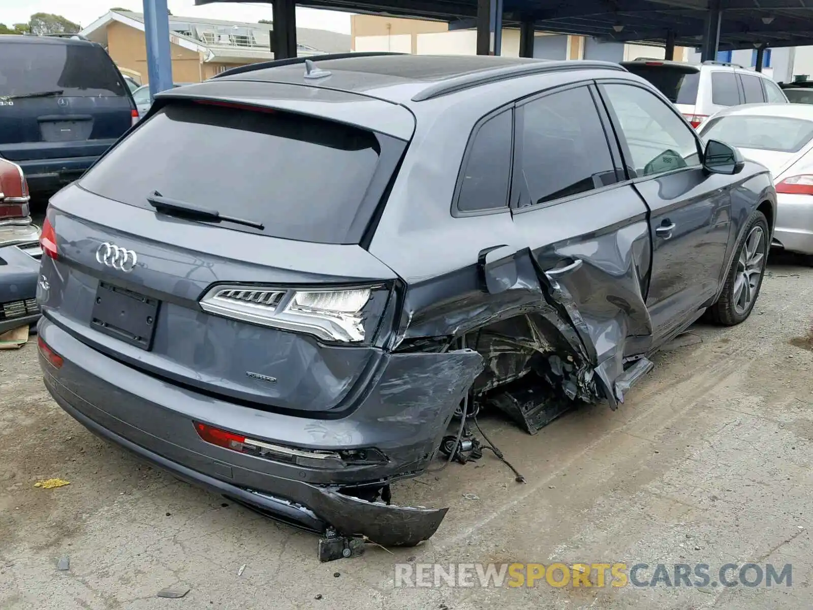 4 Photograph of a damaged car WA1CNAFY7K2026033 AUDI Q5 PRESTIG 2019