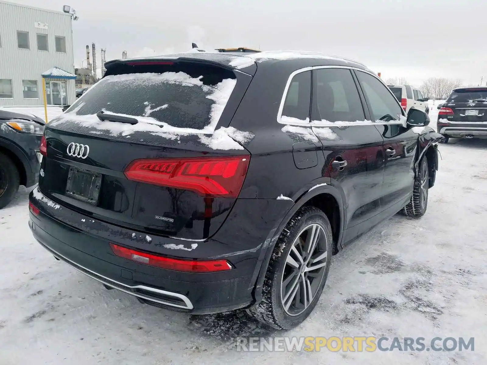 4 Photograph of a damaged car WA1ENAFY1K2100233 AUDI Q5 PROGRES 2019