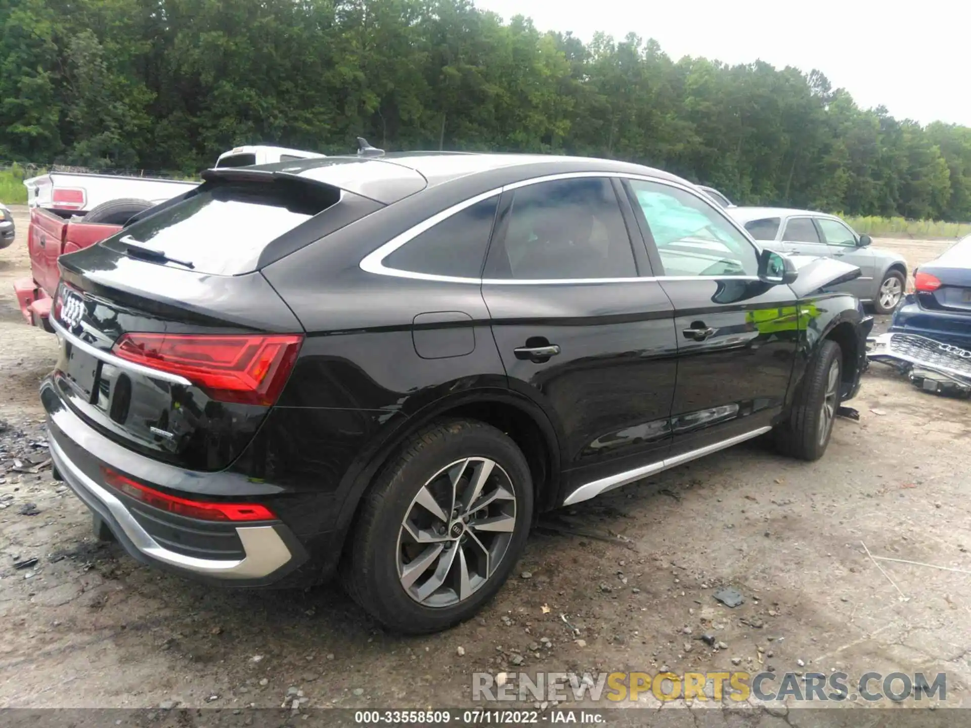 4 Photograph of a damaged car WA15AAFY3M2080940 AUDI Q5 SPORTBACK 2021