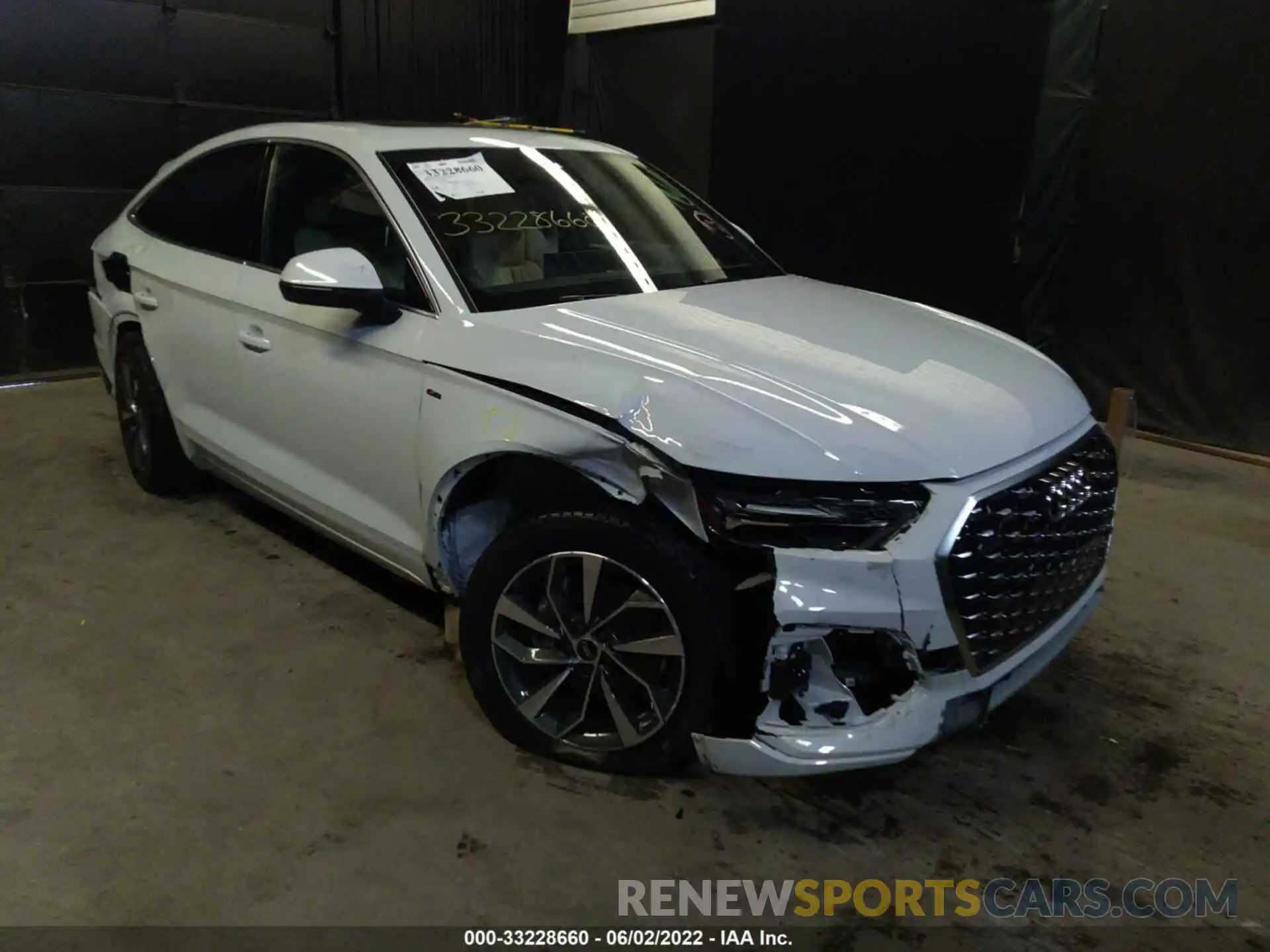 1 Photograph of a damaged car WA14AAFY9N2069955 AUDI Q5 SPORTBACK 2022