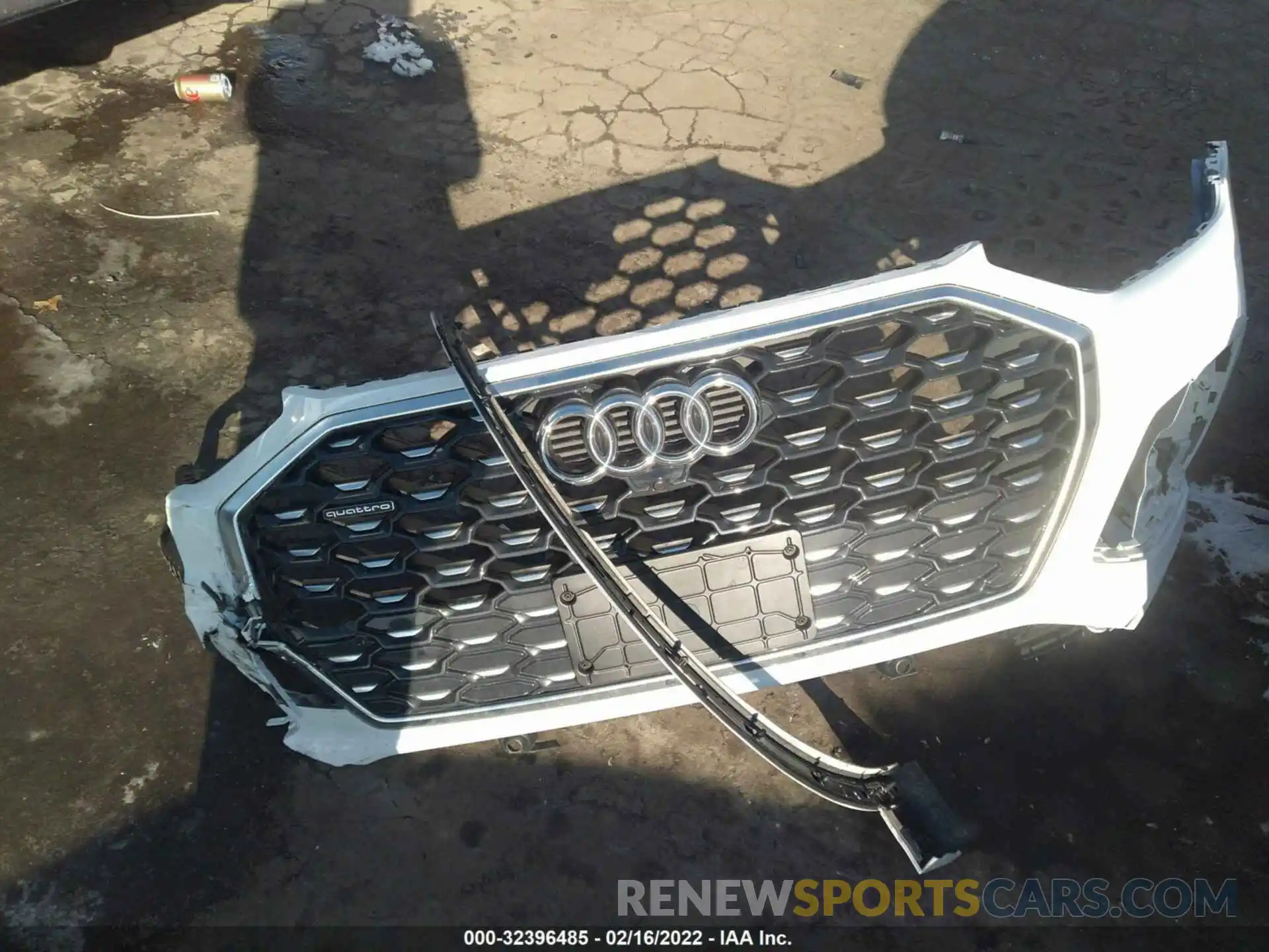 12 Photograph of a damaged car WA15AAFY5N2018991 AUDI Q5 SPORTBACK 2022