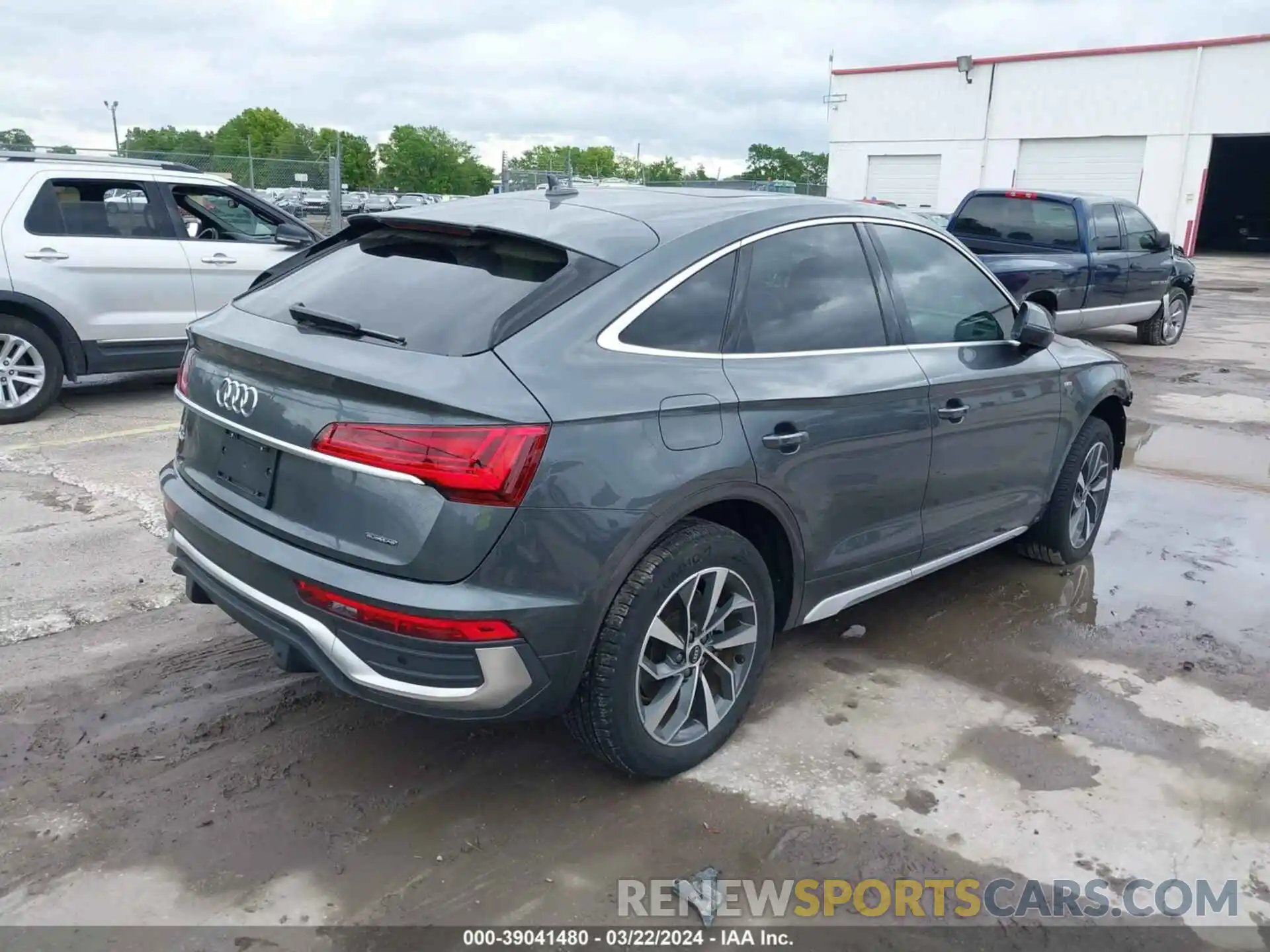 4 Photograph of a damaged car WA15AAFYXN2126295 AUDI Q5 SPORTBACK 2022