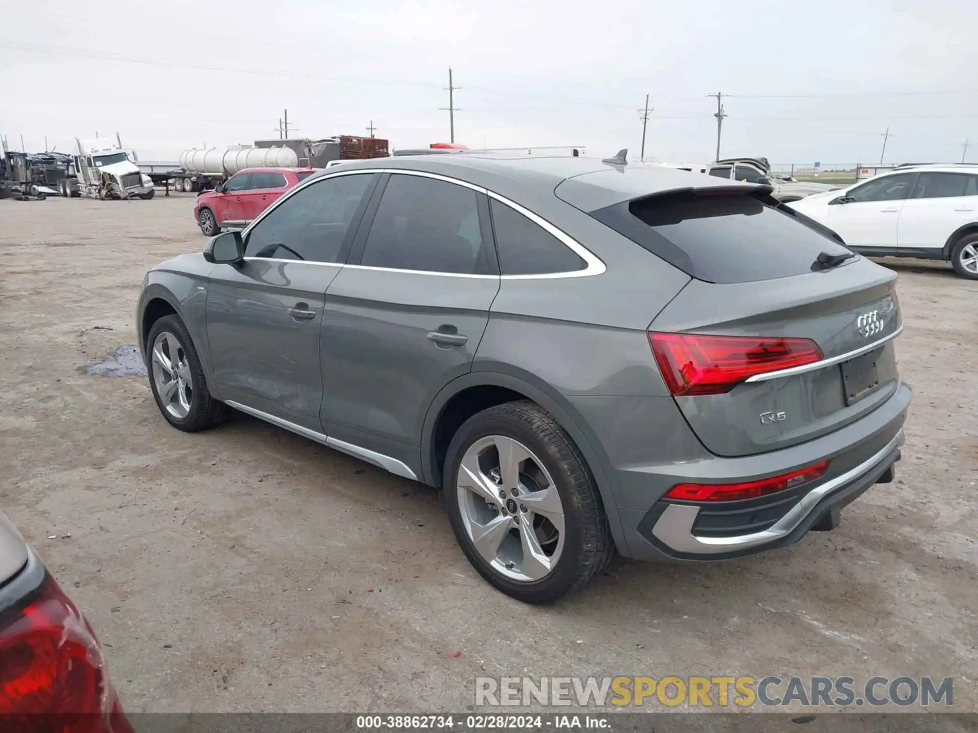 3 Фотография поврежденного автомобиля WA14AAFY1P2035561 AUDI Q5 SPORTBACK 2023