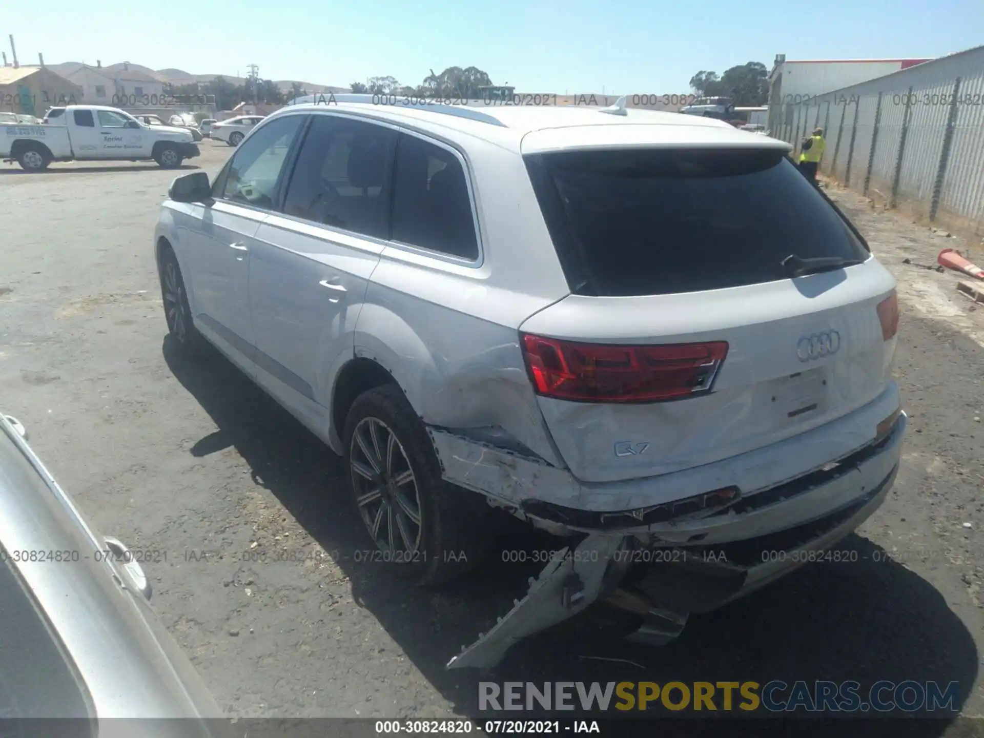 3 Photograph of a damaged car WA1AAAF70KD007824 AUDI Q7 2019