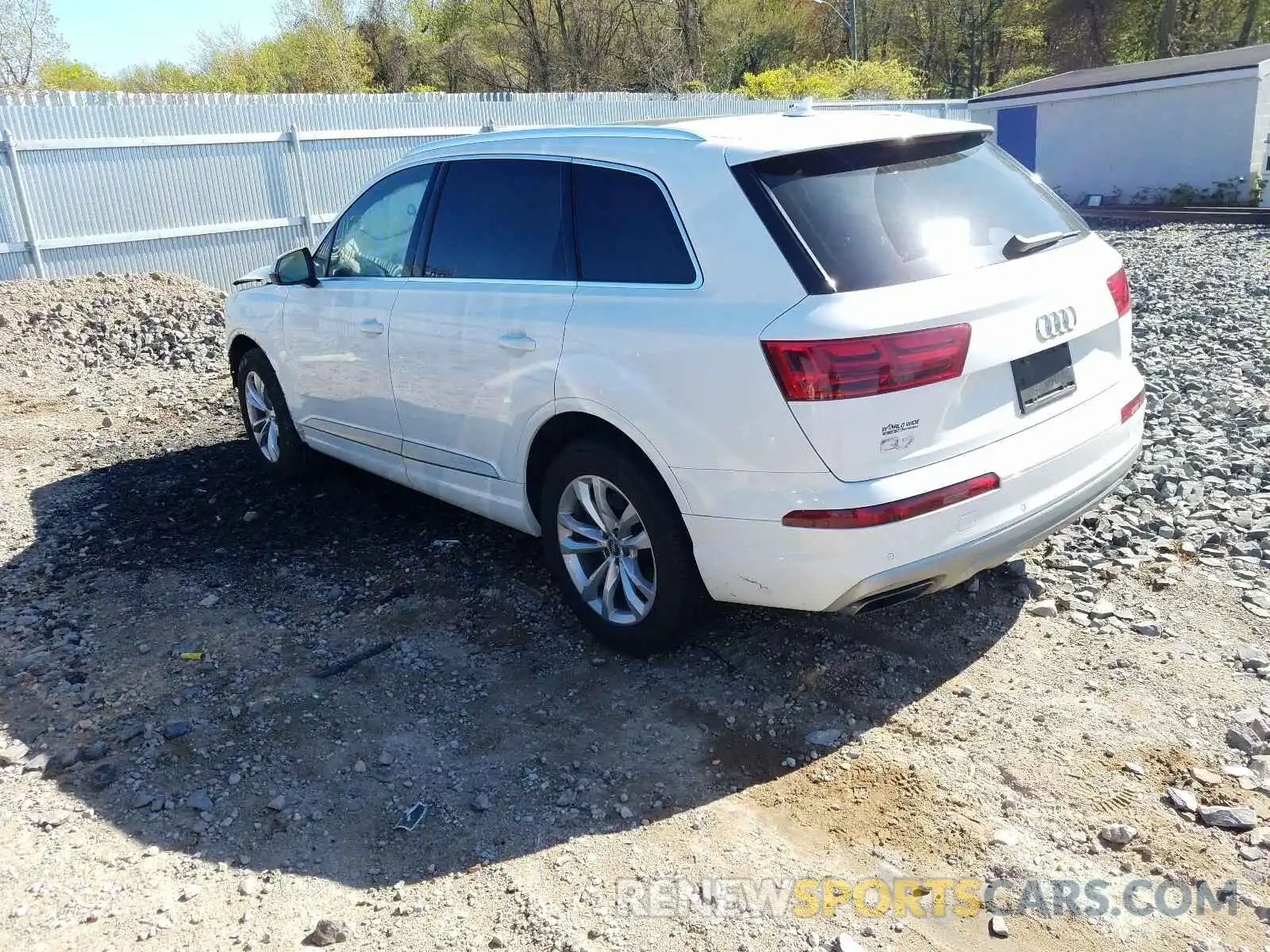 3 Photograph of a damaged car WA1AAAF71KD030657 AUDI Q7 2019