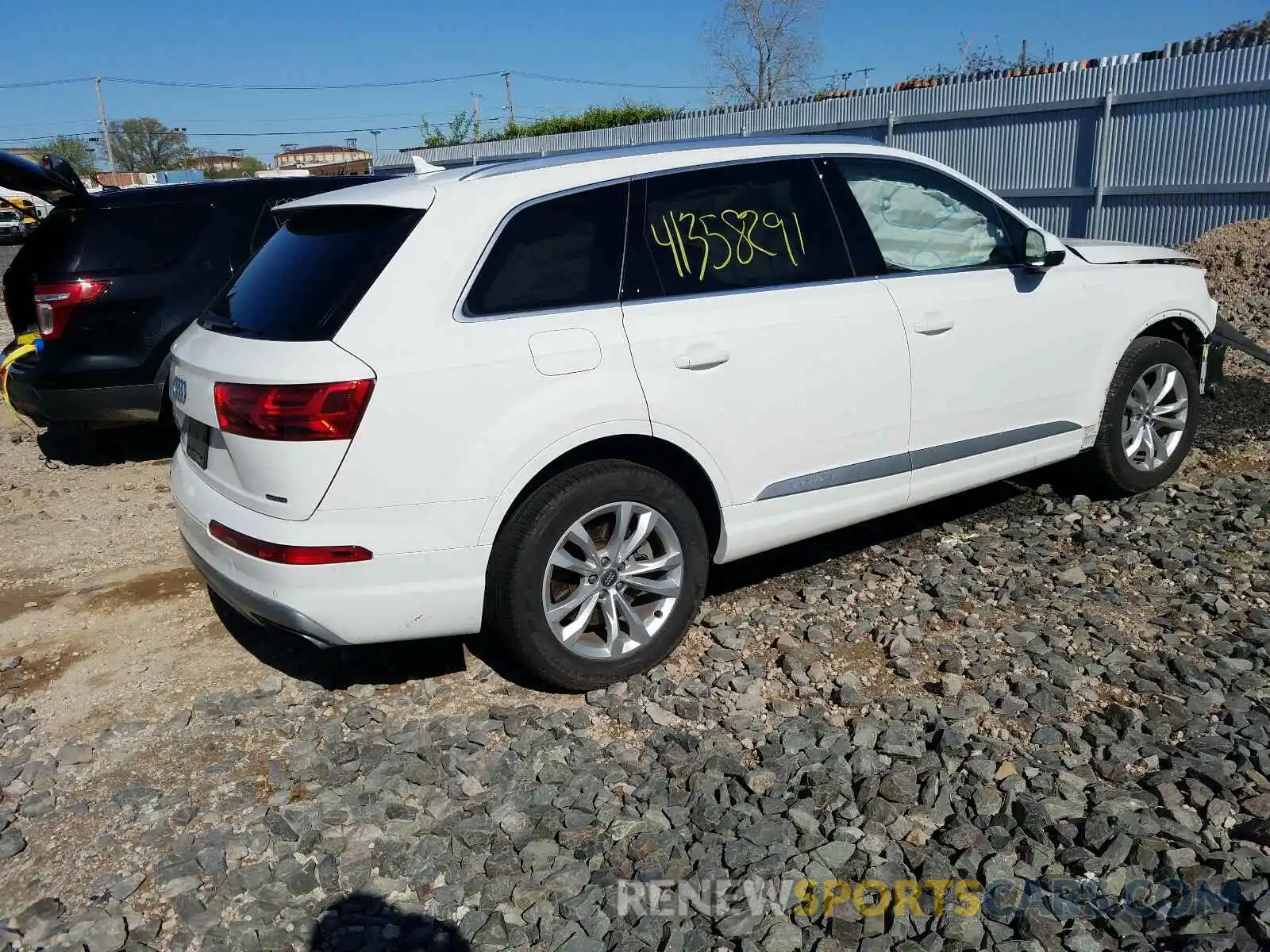 4 Photograph of a damaged car WA1AAAF71KD030657 AUDI Q7 2019