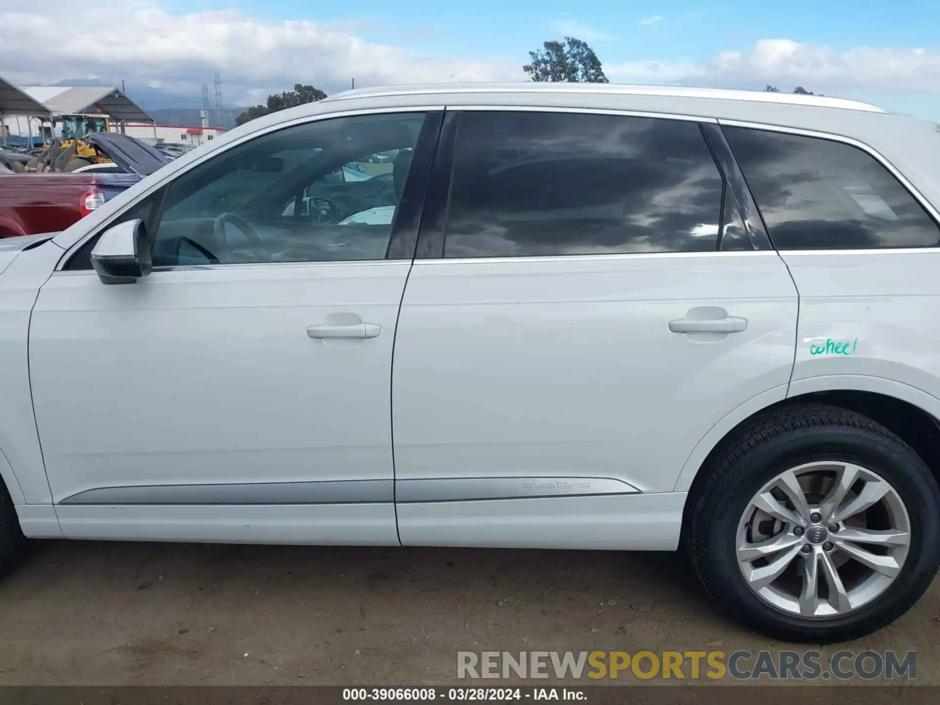 15 Photograph of a damaged car WA1AAAF72KD001894 AUDI Q7 2019