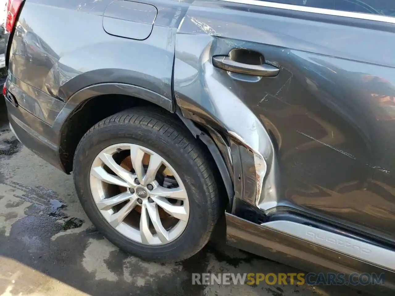 9 Photograph of a damaged car WA1AAAF72KD007422 AUDI Q7 2019