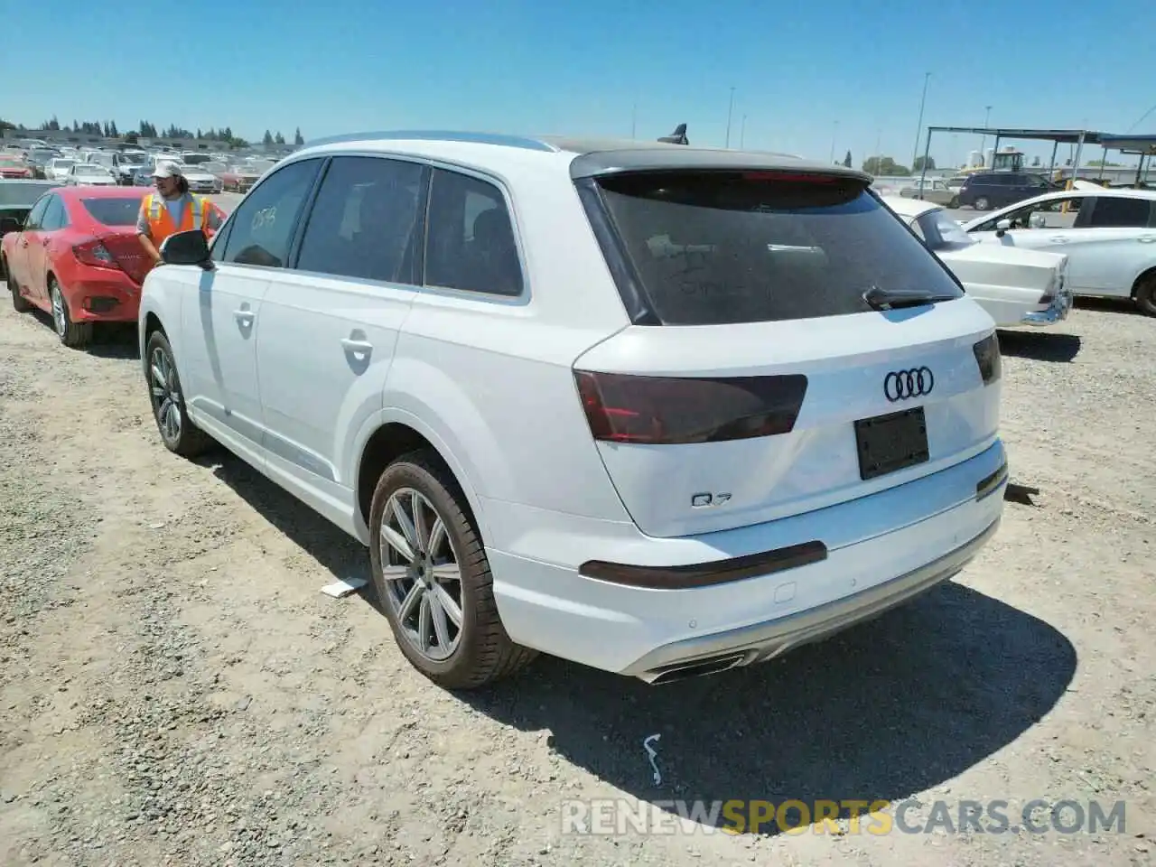 3 Фотография поврежденного автомобиля WA1AAAF72KD007811 AUDI Q7 2019