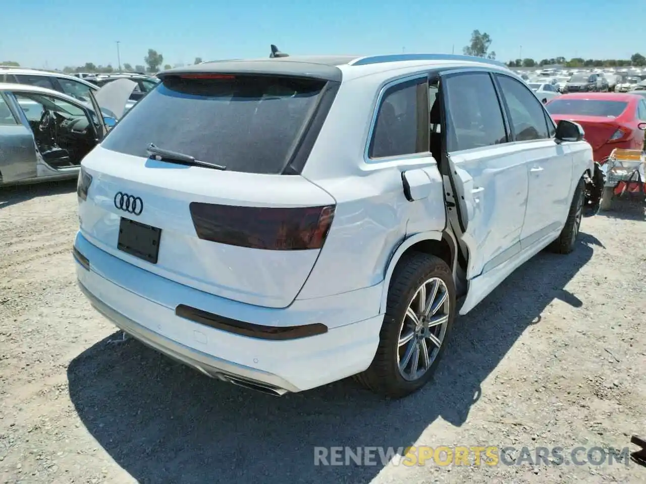 4 Photograph of a damaged car WA1AAAF72KD007811 AUDI Q7 2019