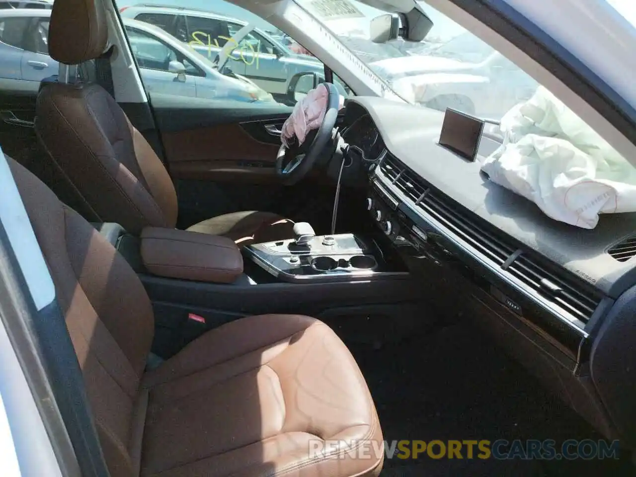 5 Photograph of a damaged car WA1AAAF72KD007811 AUDI Q7 2019