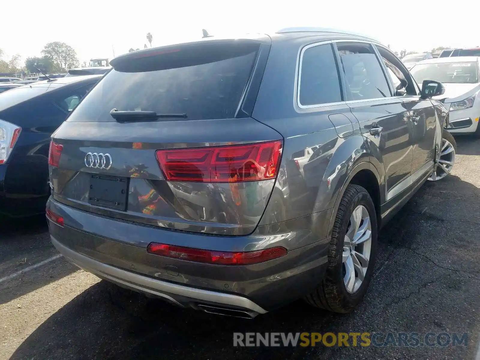 4 Фотография поврежденного автомобиля WA1AAAF72KD011292 AUDI Q7 2019