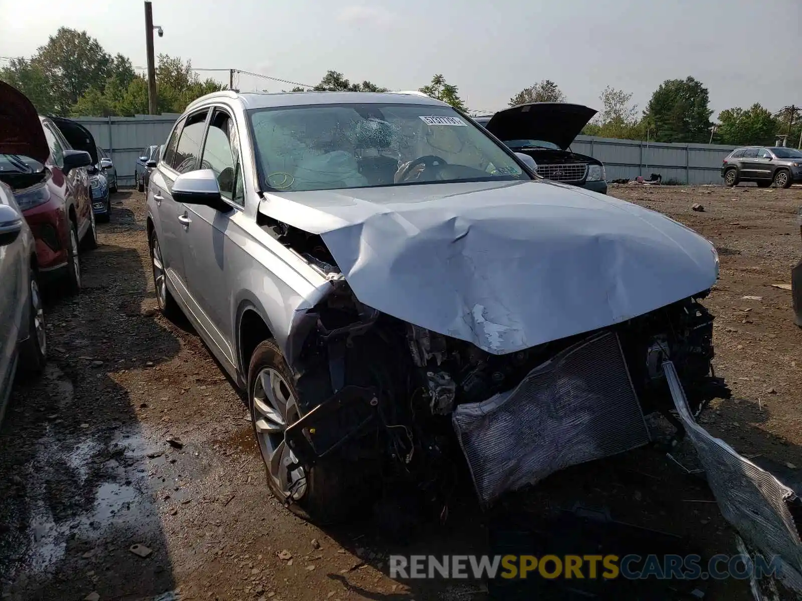 1 Photograph of a damaged car WA1AAAF72KD013608 AUDI Q7 2019