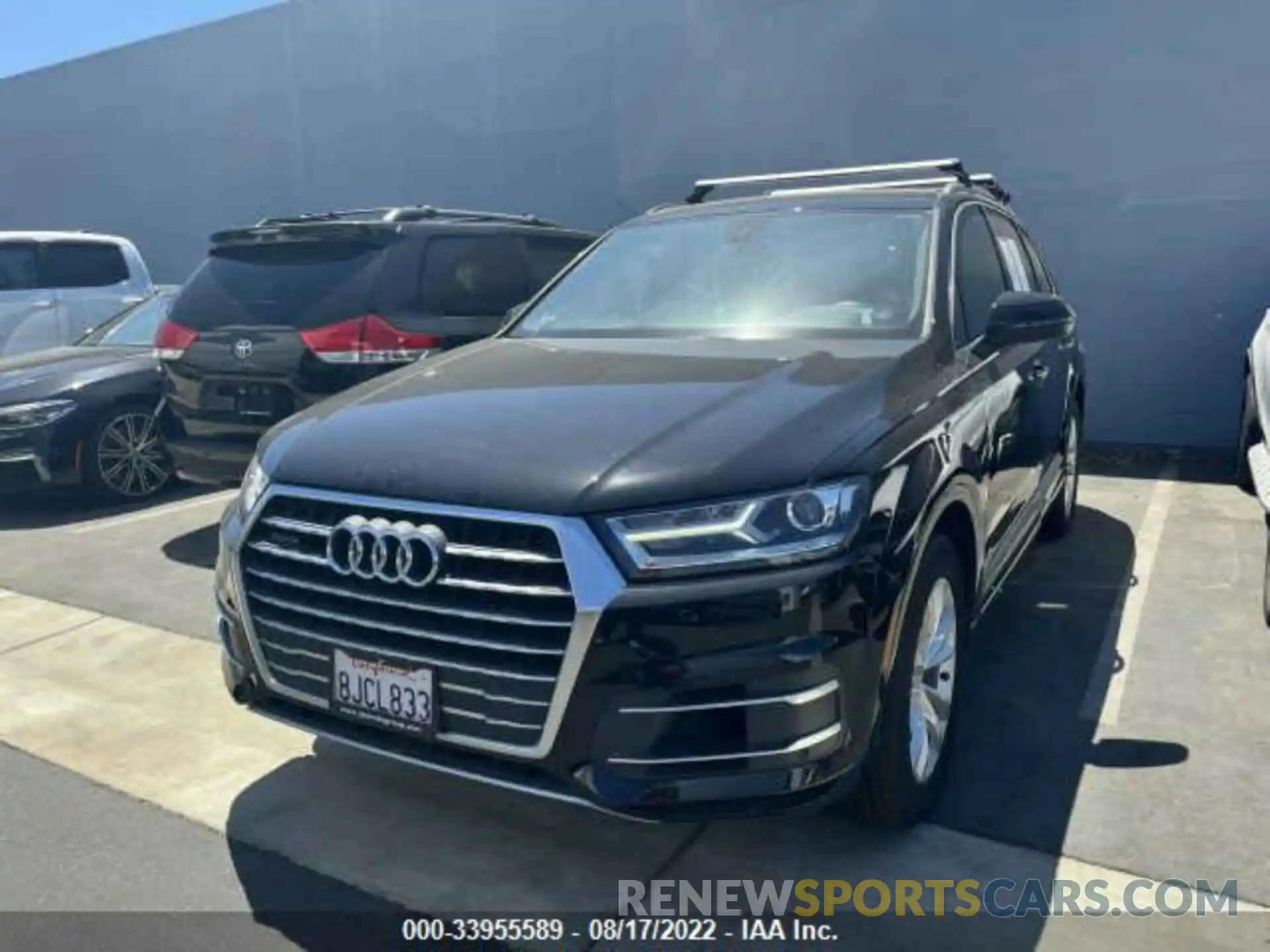 5 Photograph of a damaged car WA1AAAF72KD014242 AUDI Q7 2019