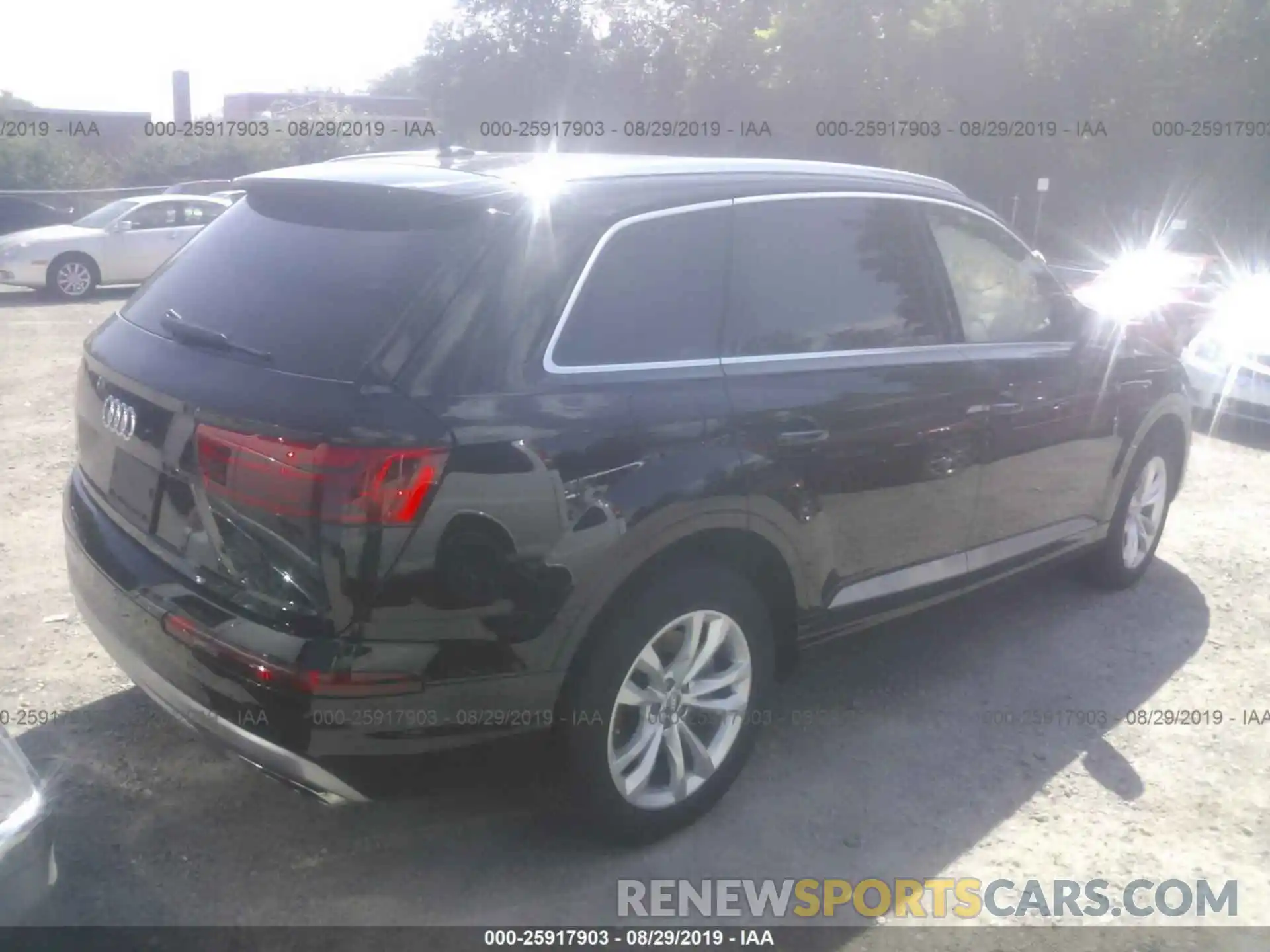 4 Photograph of a damaged car WA1AAAF73KD013276 AUDI Q7 2019