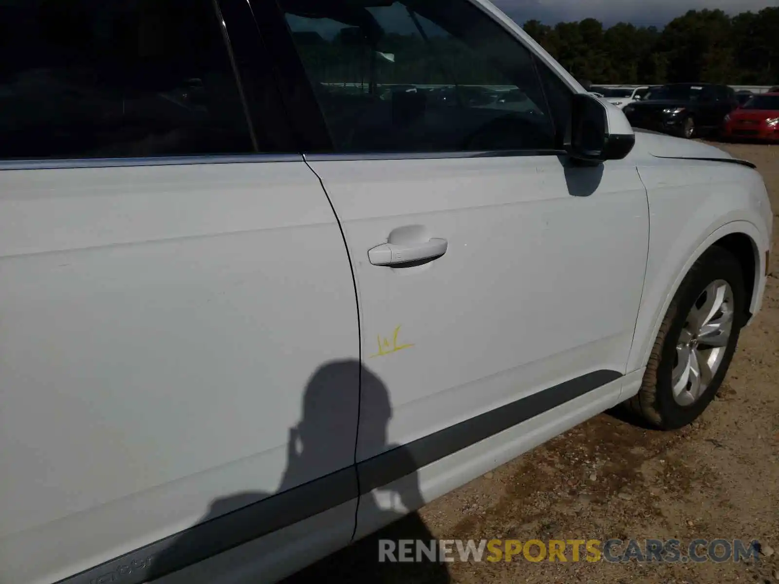 9 Photograph of a damaged car WA1AAAF74KD001511 AUDI Q7 2019