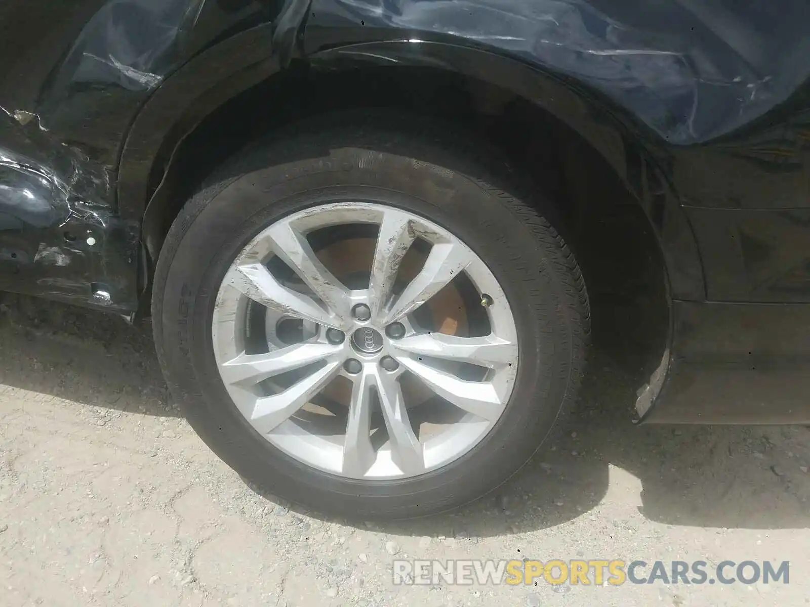 9 Photograph of a damaged car WA1AAAF74KD011598 AUDI Q7 2019