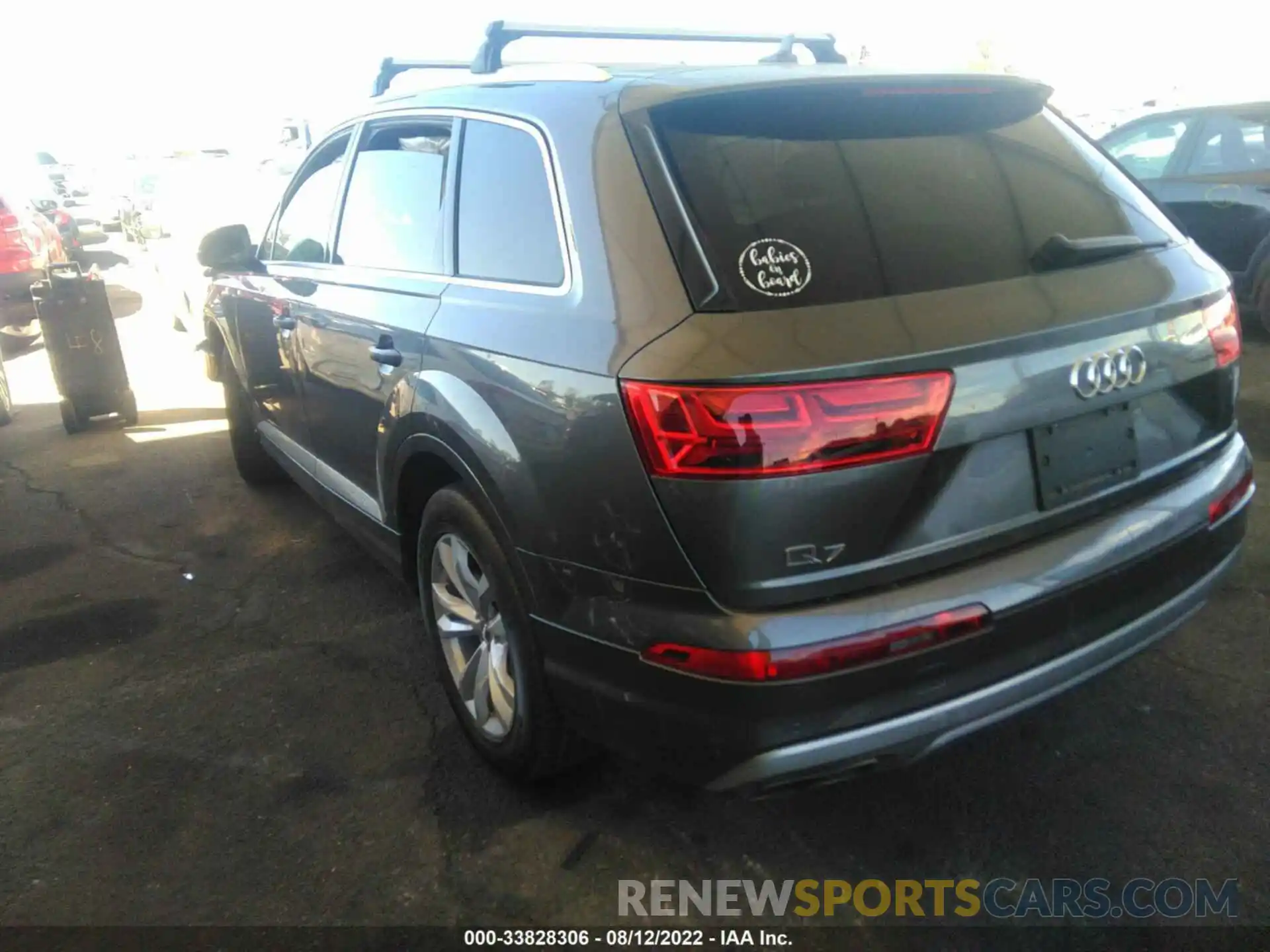 3 Photograph of a damaged car WA1AAAF74KD012637 AUDI Q7 2019