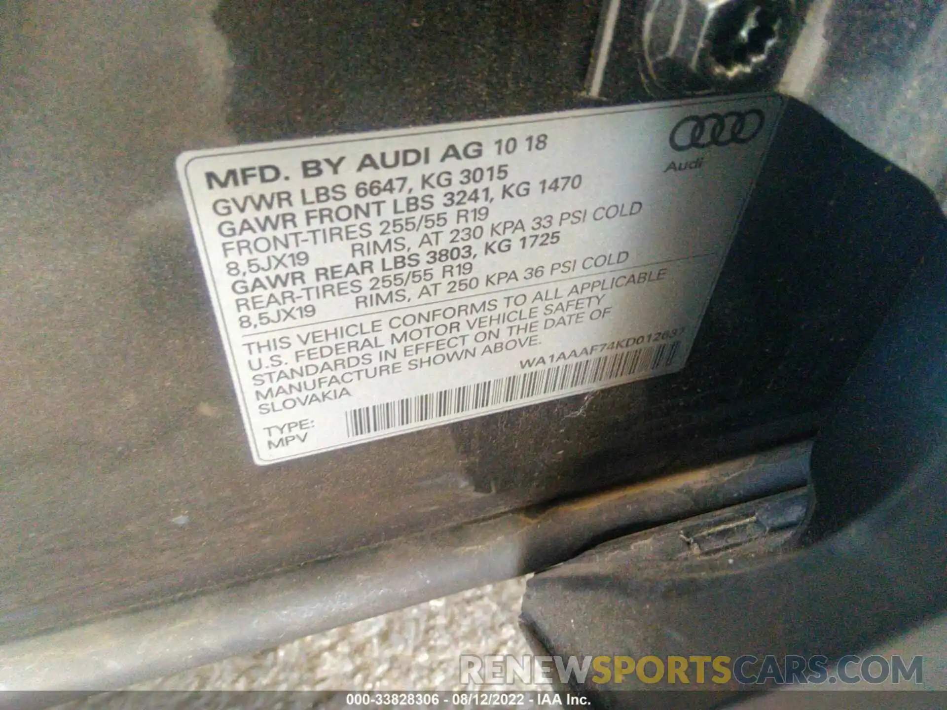 9 Photograph of a damaged car WA1AAAF74KD012637 AUDI Q7 2019