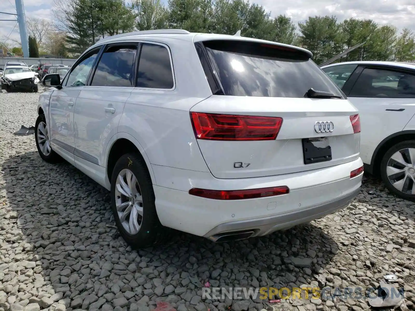 3 Фотография поврежденного автомобиля WA1AAAF75KD000092 AUDI Q7 2019