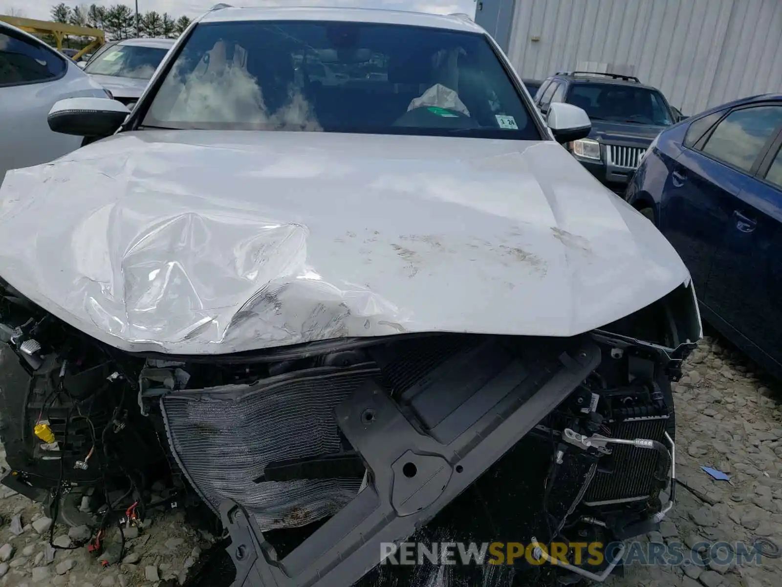 7 Photograph of a damaged car WA1AAAF75KD000092 AUDI Q7 2019