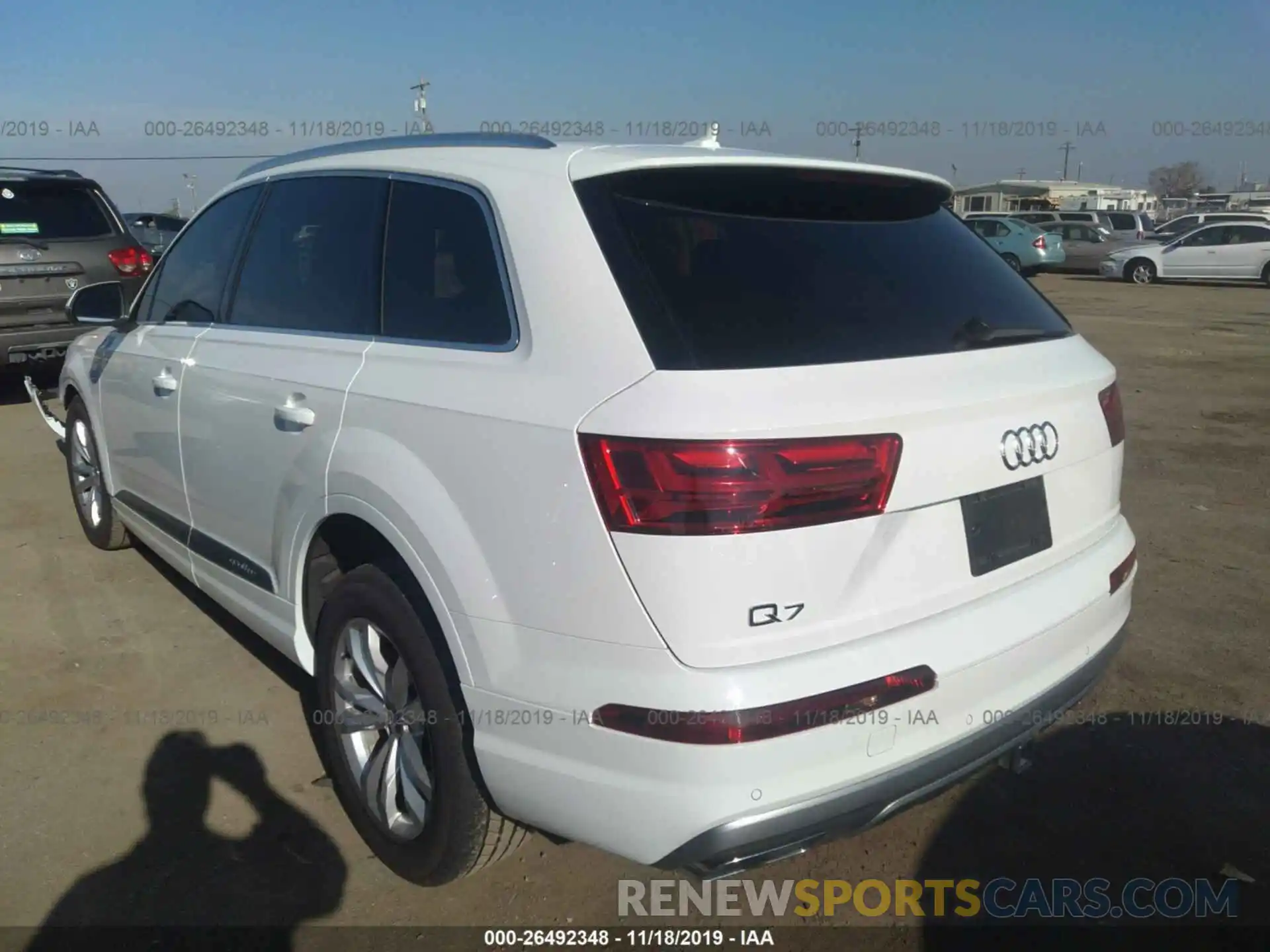 3 Photograph of a damaged car WA1AAAF75KD005325 AUDI Q7 2019