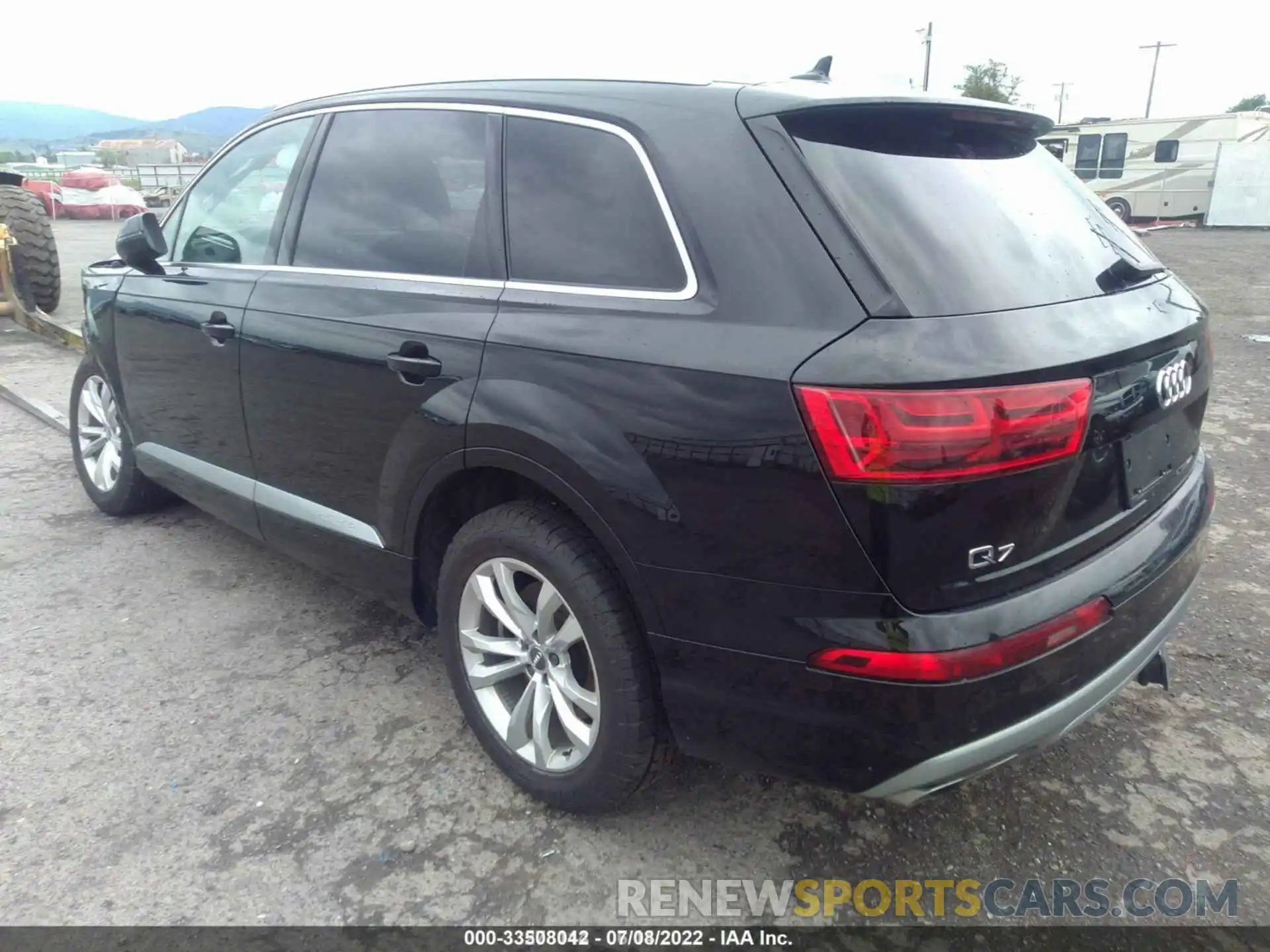 3 Фотография поврежденного автомобиля WA1AAAF75KD007012 AUDI Q7 2019