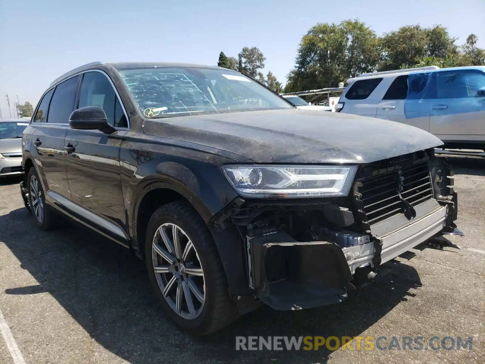 1 Photograph of a damaged car WA1AAAF75KD007656 AUDI Q7 2019