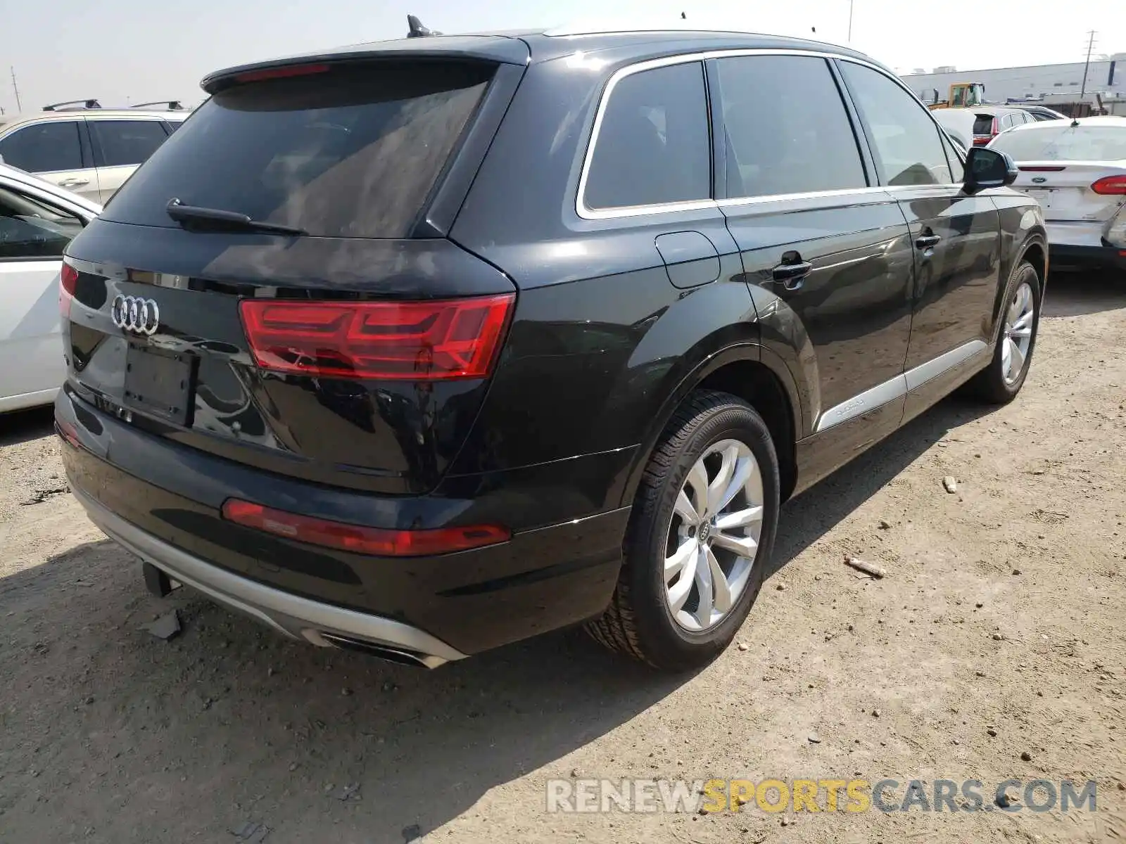 4 Фотография поврежденного автомобиля WA1AAAF76KD004720 AUDI Q7 2019