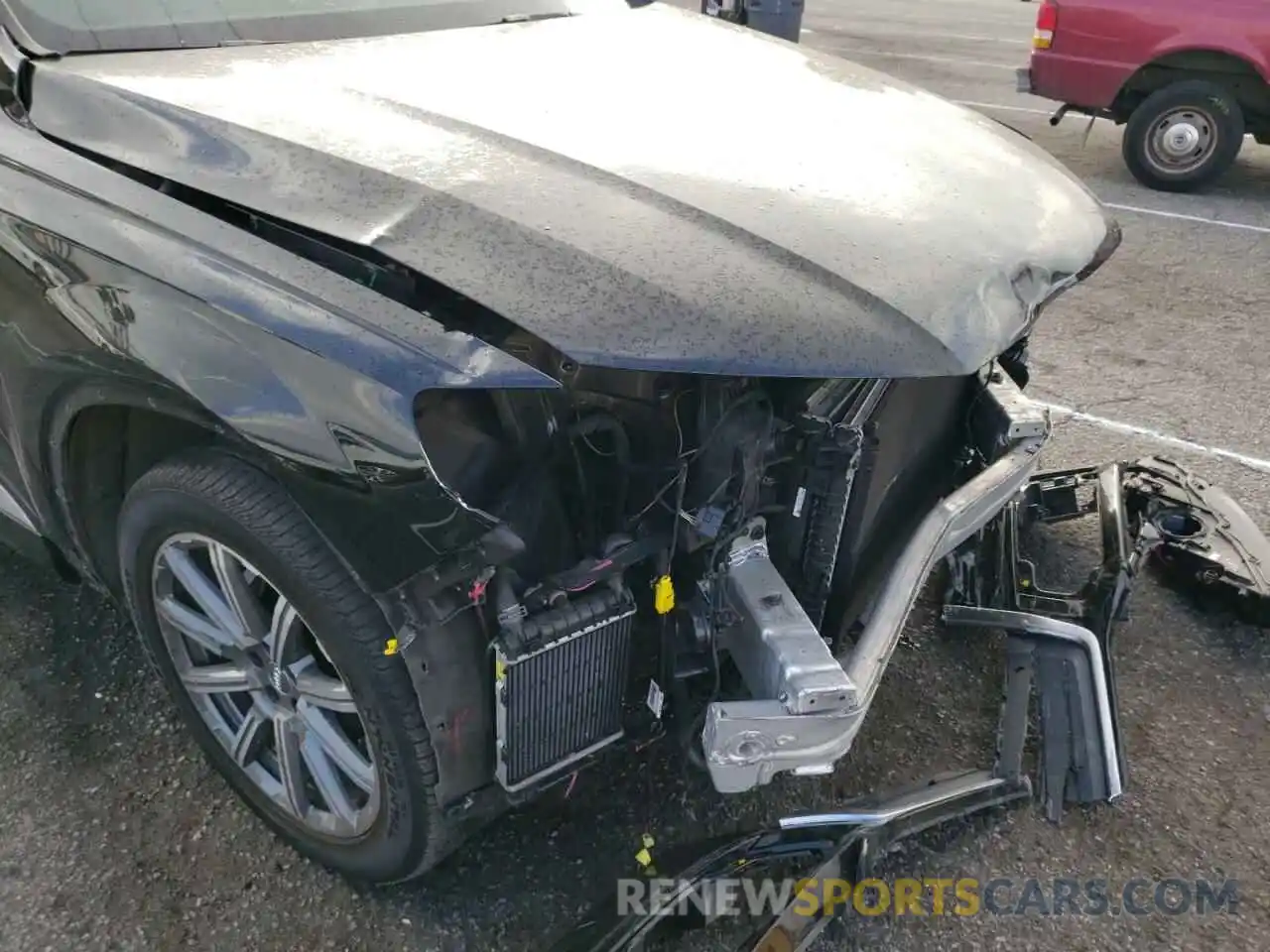 9 Photograph of a damaged car WA1AAAF76KD005561 AUDI Q7 2019