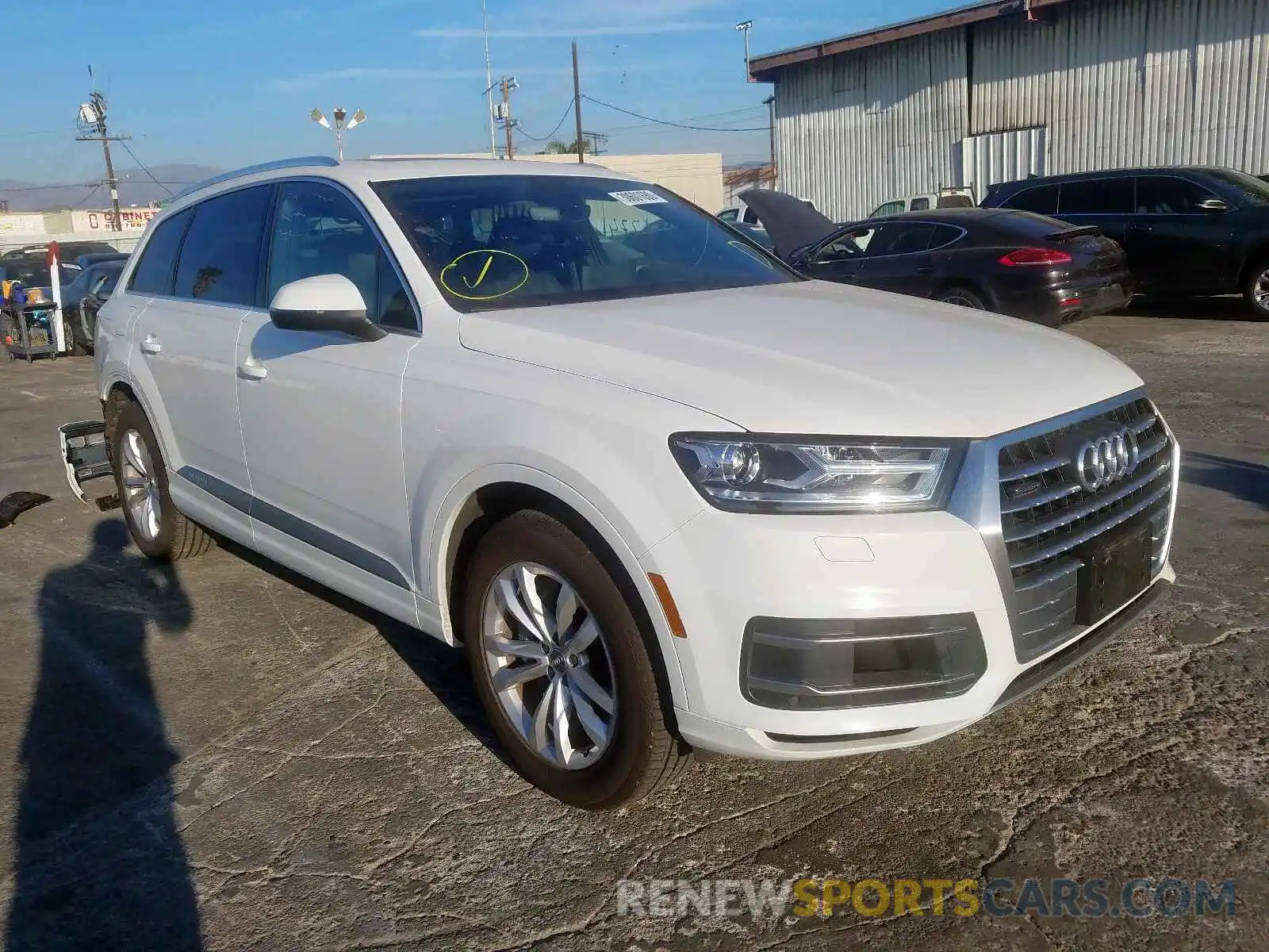 1 Photograph of a damaged car WA1AAAF76KD010727 AUDI Q7 2019