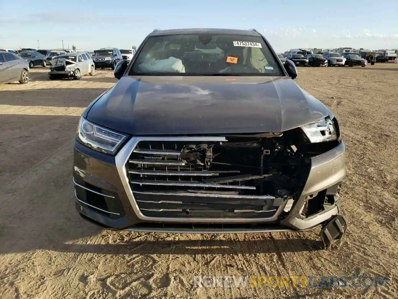 5 Photograph of a damaged car WA1AAAF77KD006315 AUDI Q7 2019