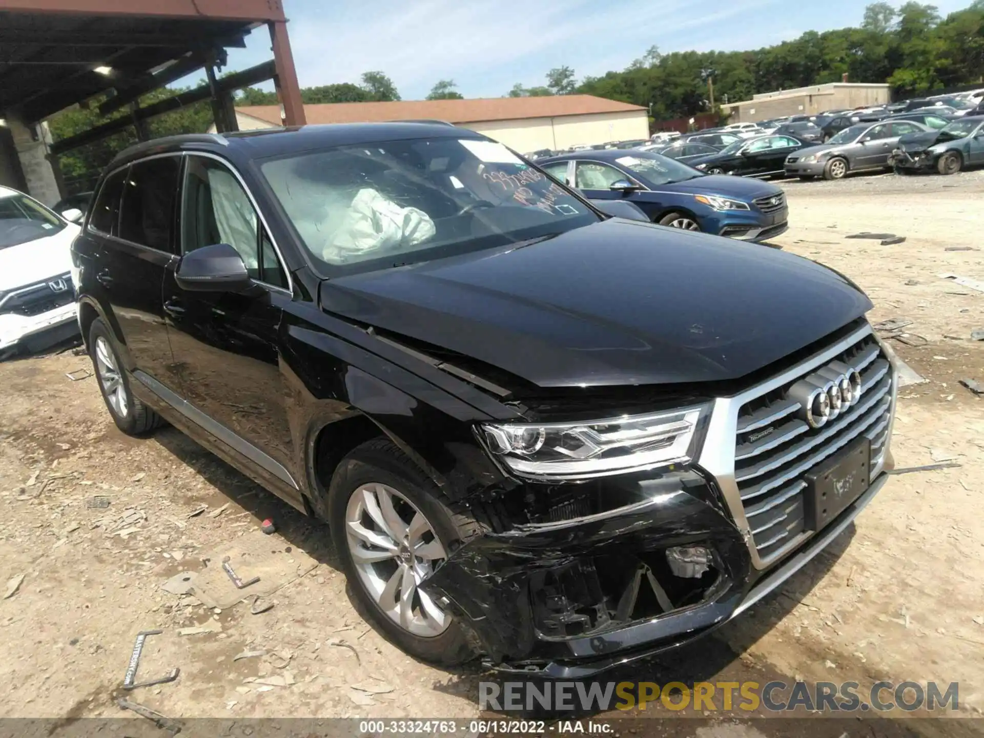 1 Photograph of a damaged car WA1AAAF77KD008470 AUDI Q7 2019