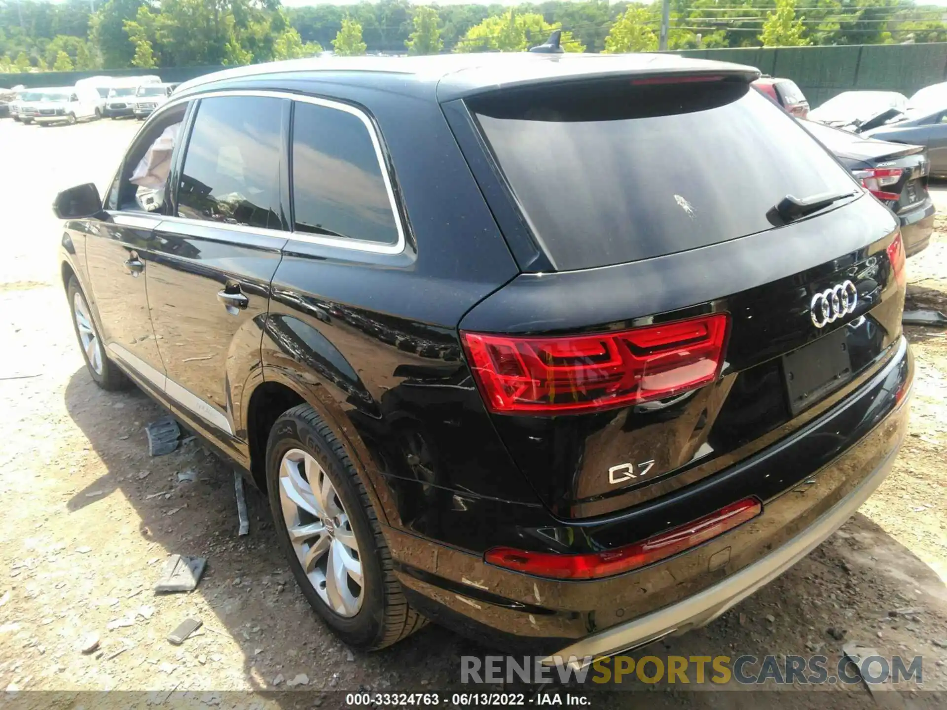 3 Photograph of a damaged car WA1AAAF77KD008470 AUDI Q7 2019