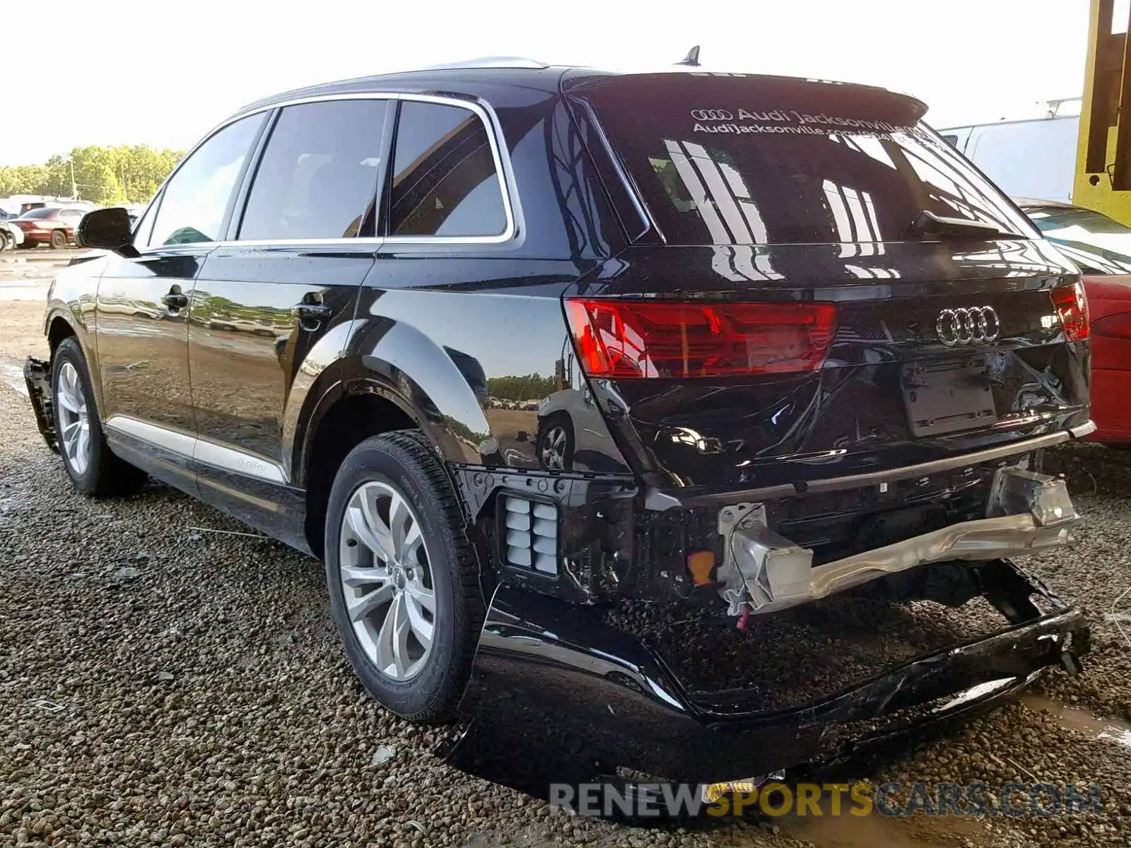 3 Фотография поврежденного автомобиля WA1AAAF7XKD013419 AUDI Q7 2019