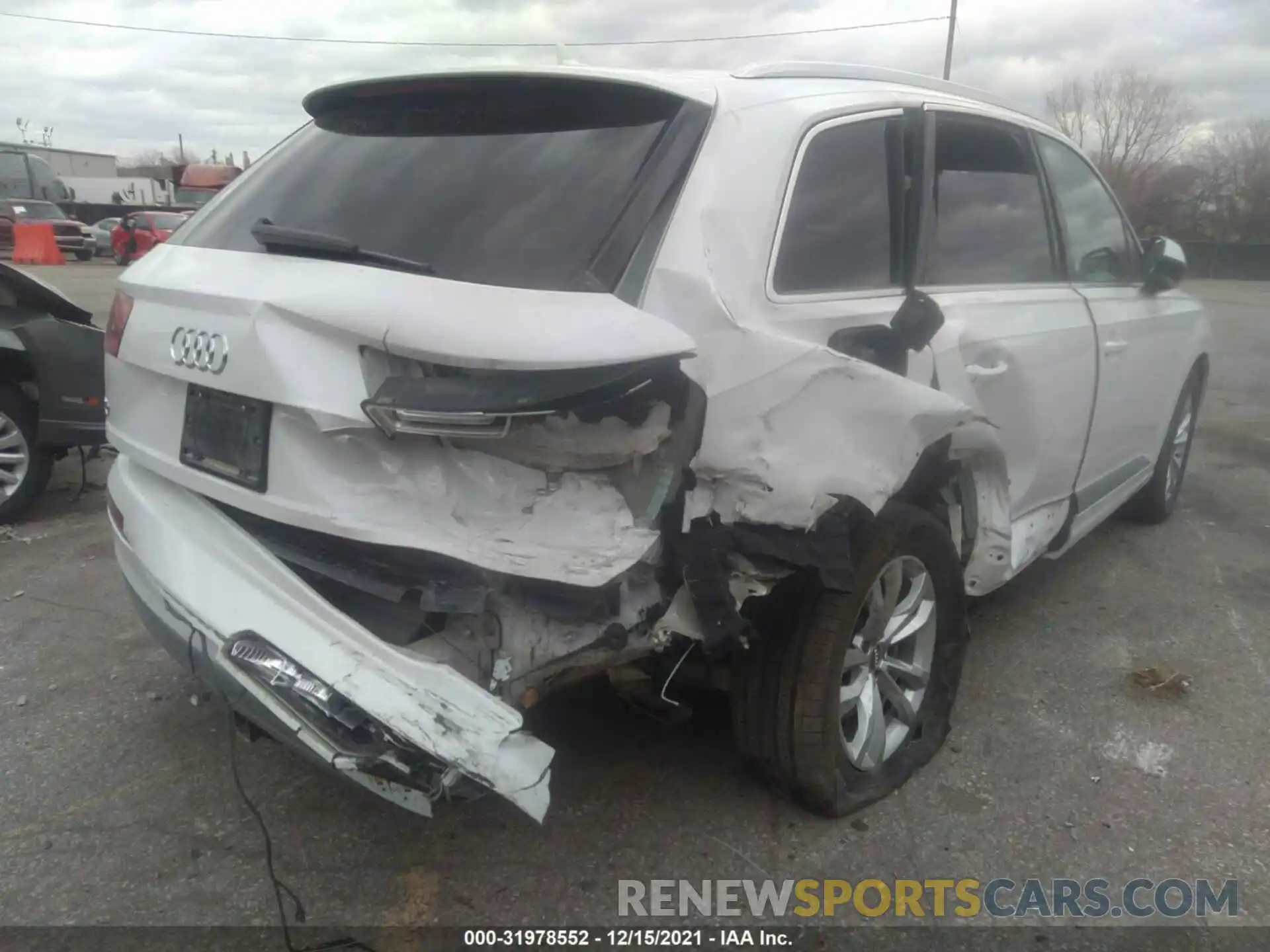 6 Photograph of a damaged car WA1AAAF7XKD013985 AUDI Q7 2019