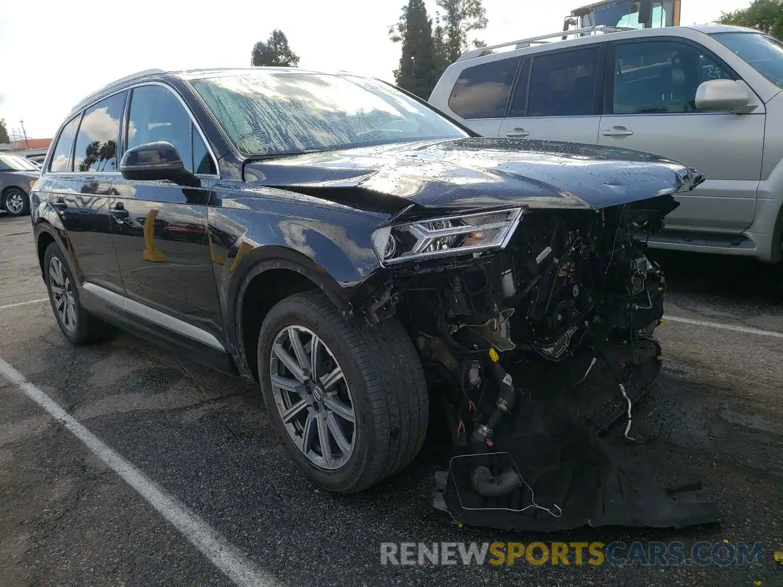 1 Photograph of a damaged car WA1AHAF70KD022738 AUDI Q7 2019