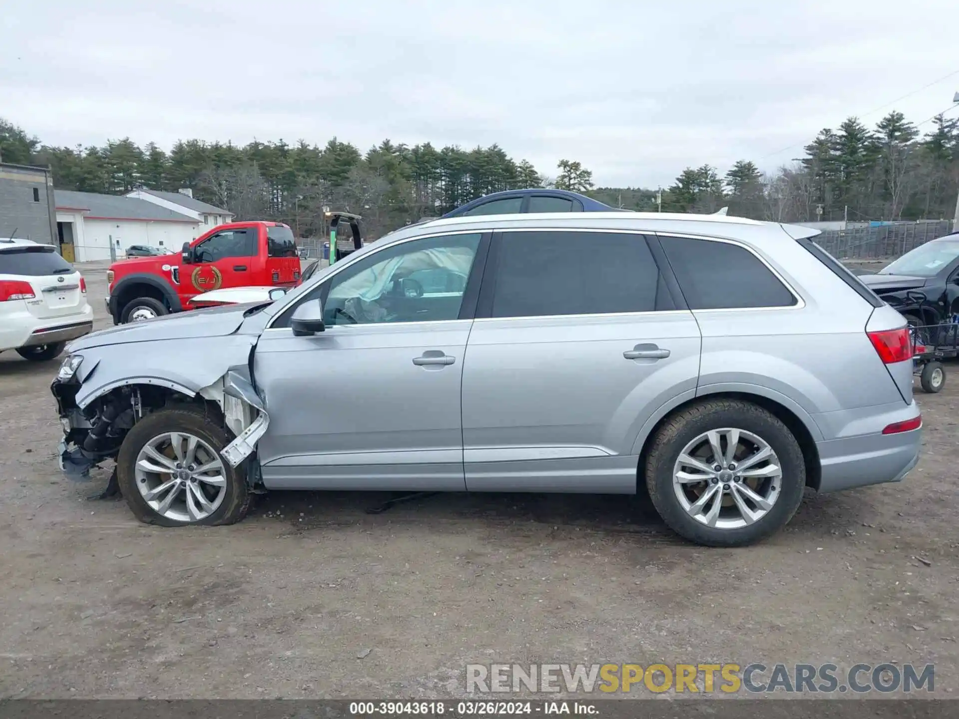 14 Фотография поврежденного автомобиля WA1AHAF71KD037037 AUDI Q7 2019