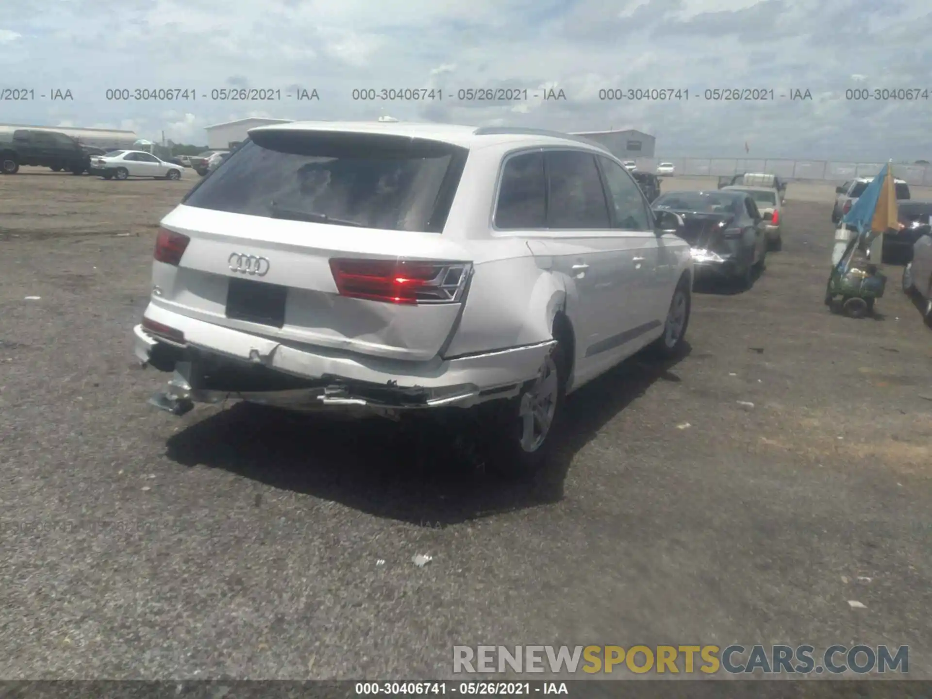 4 Фотография поврежденного автомобиля WA1AHAF73KD019834 AUDI Q7 2019