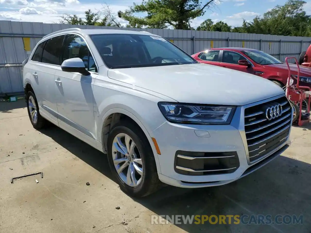 1 Photograph of a damaged car WA1AHAF73KD024600 AUDI Q7 2019